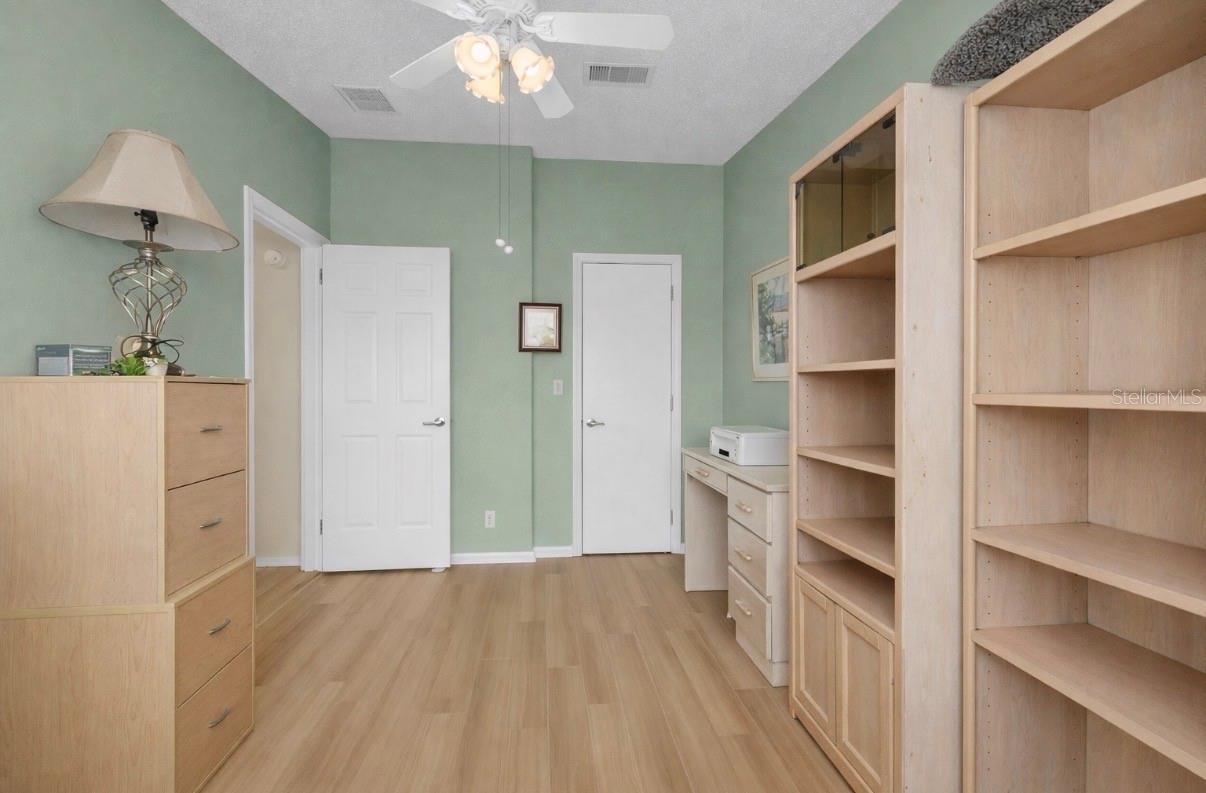 LAKEWOOD VILLAGE - Residential