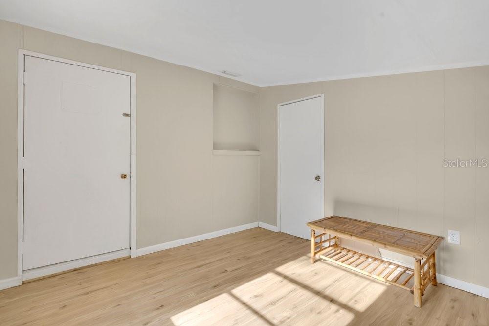 JAN PHYL VILLAGE UNIT 03 A - Residential Lease