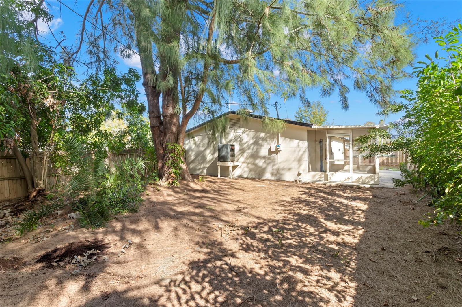 SHORE ACRES OVERLOOK SEC - Residential