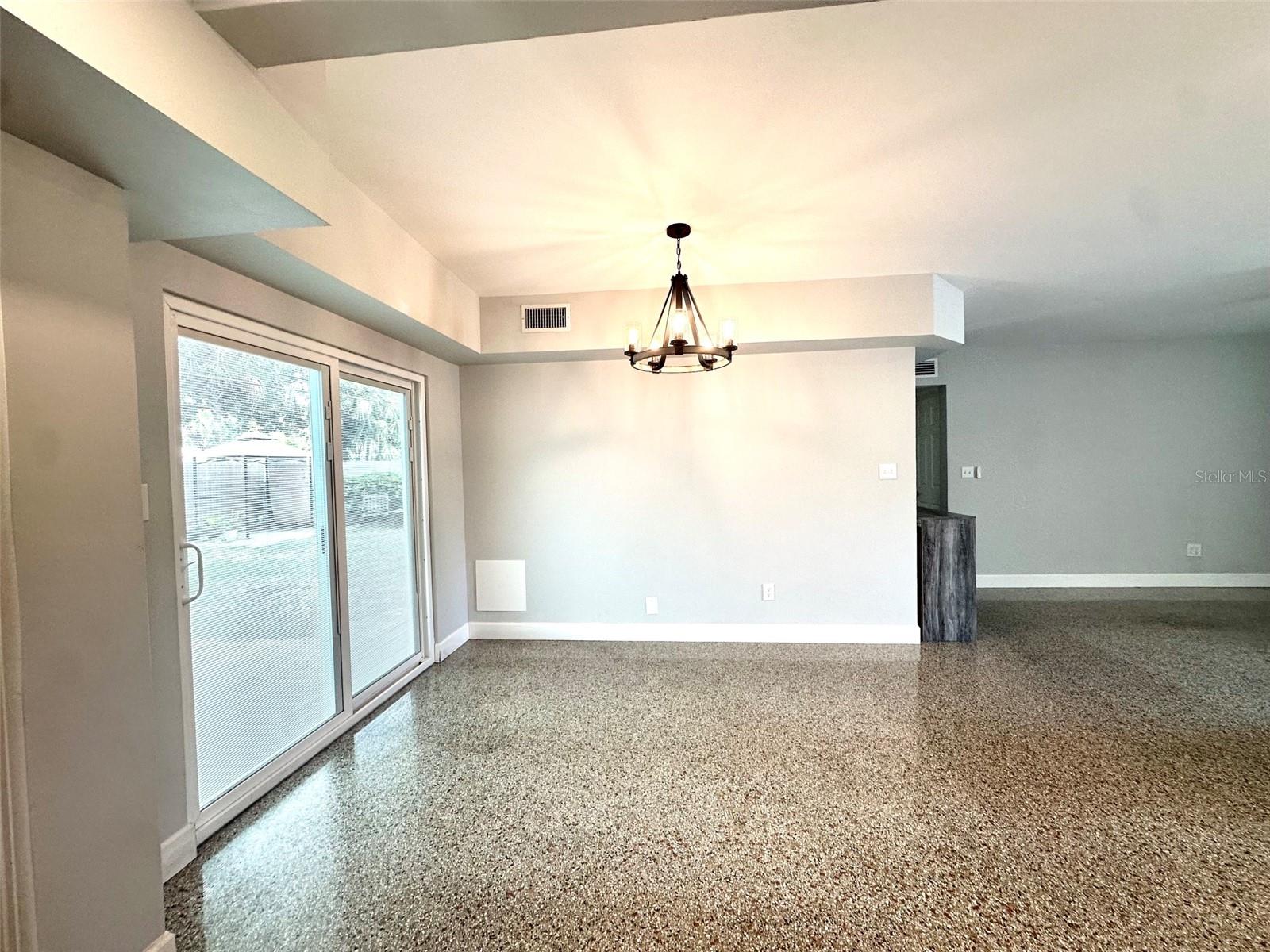 SUN HEIGHTS - Residential Lease