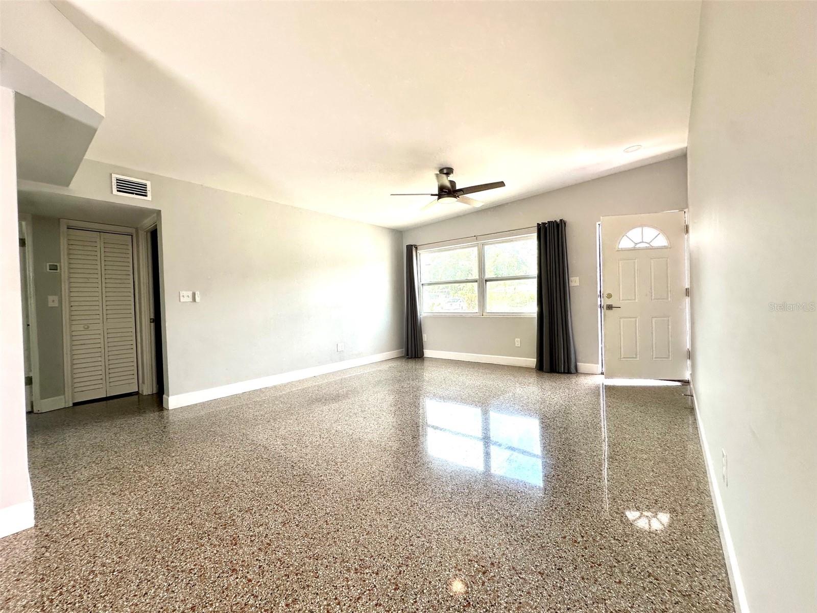 SUN HEIGHTS - Residential Lease