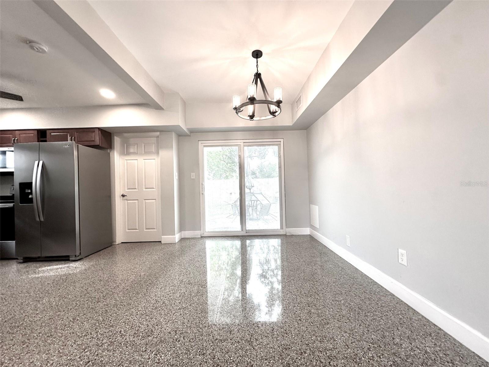 SUN HEIGHTS - Residential Lease