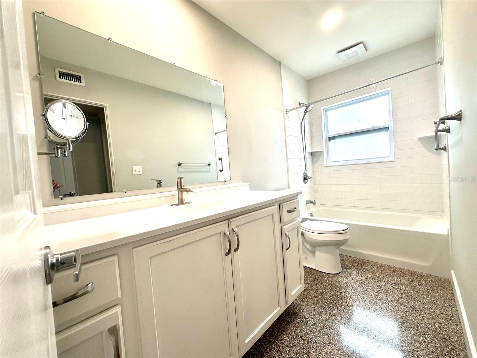 SUN HEIGHTS - Residential Lease
