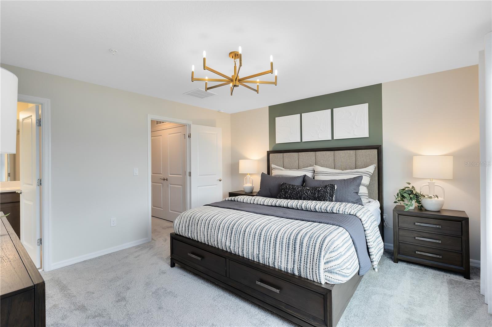 SKYLAR CREST - Residential