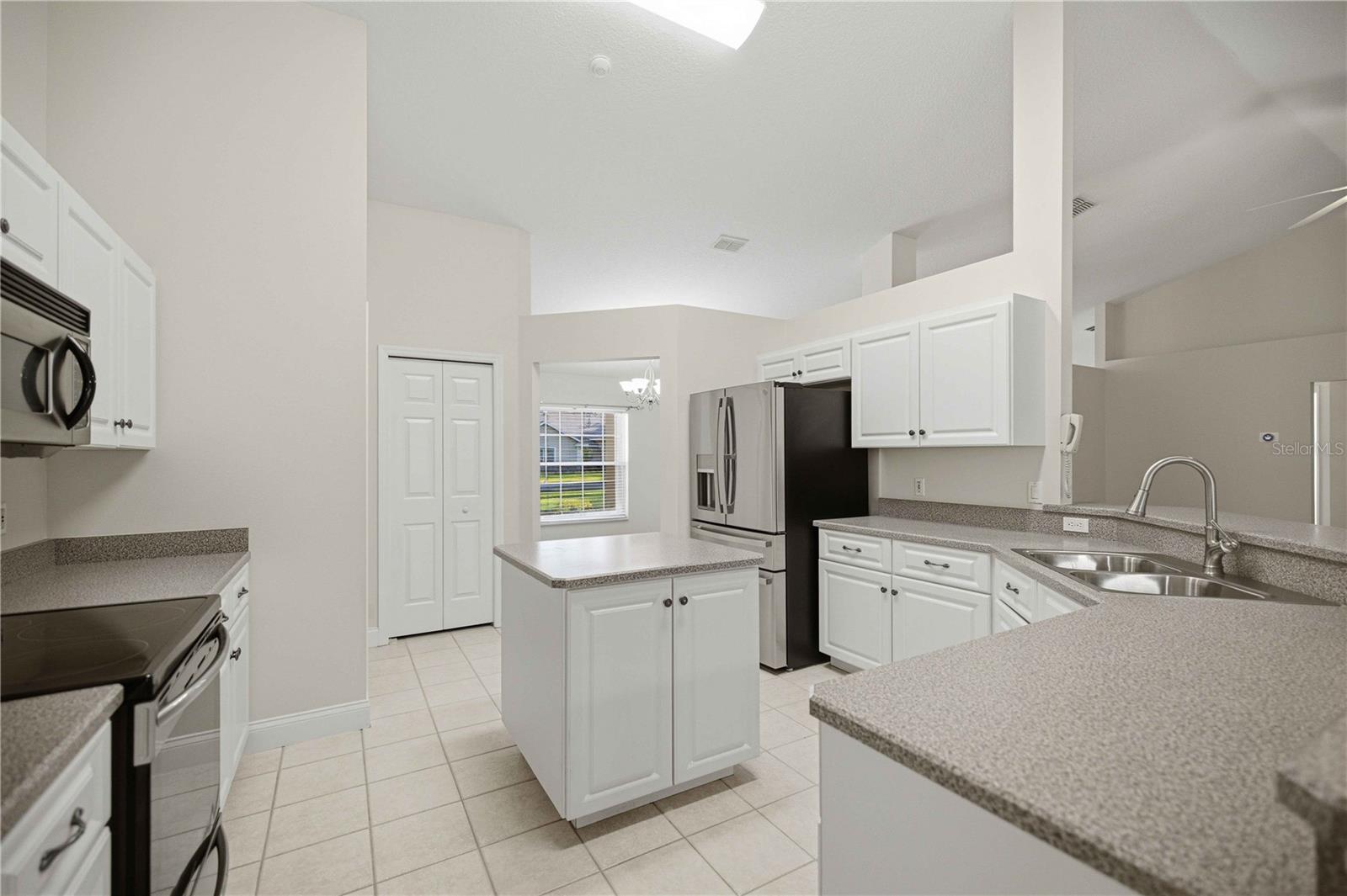 COBBLESTONE PH I - Residential