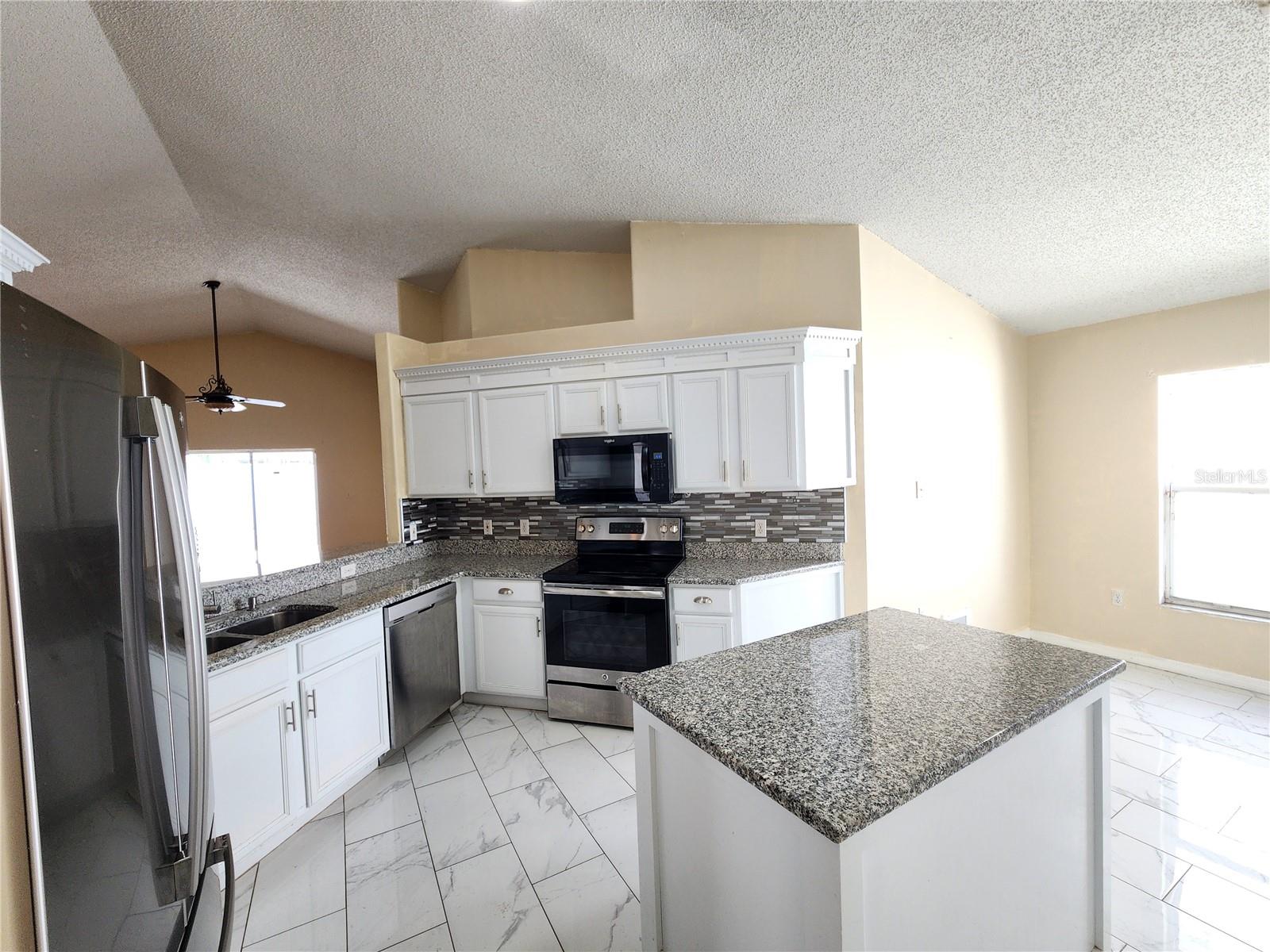 SOUTHCHASE PH 01A PRCL 05 PH 02 - Residential Lease