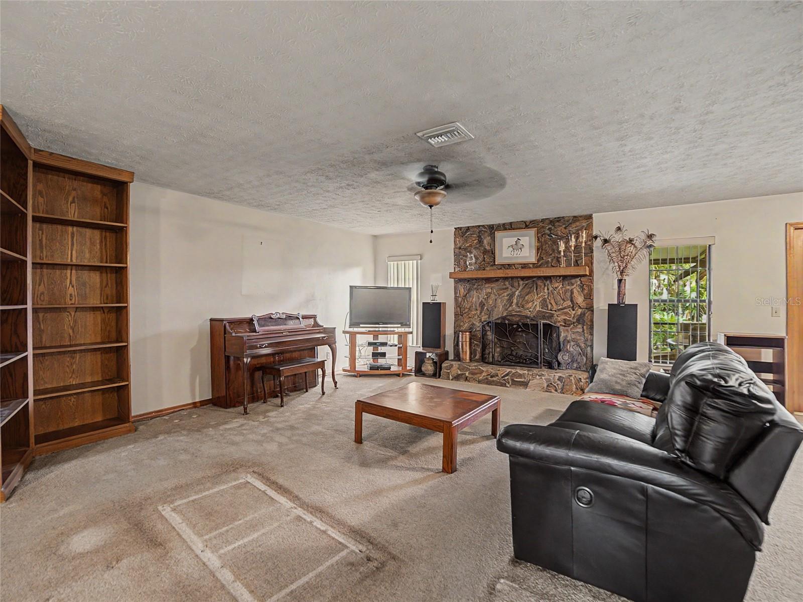 TIMBER POND SUB UNIT 1 - Residential