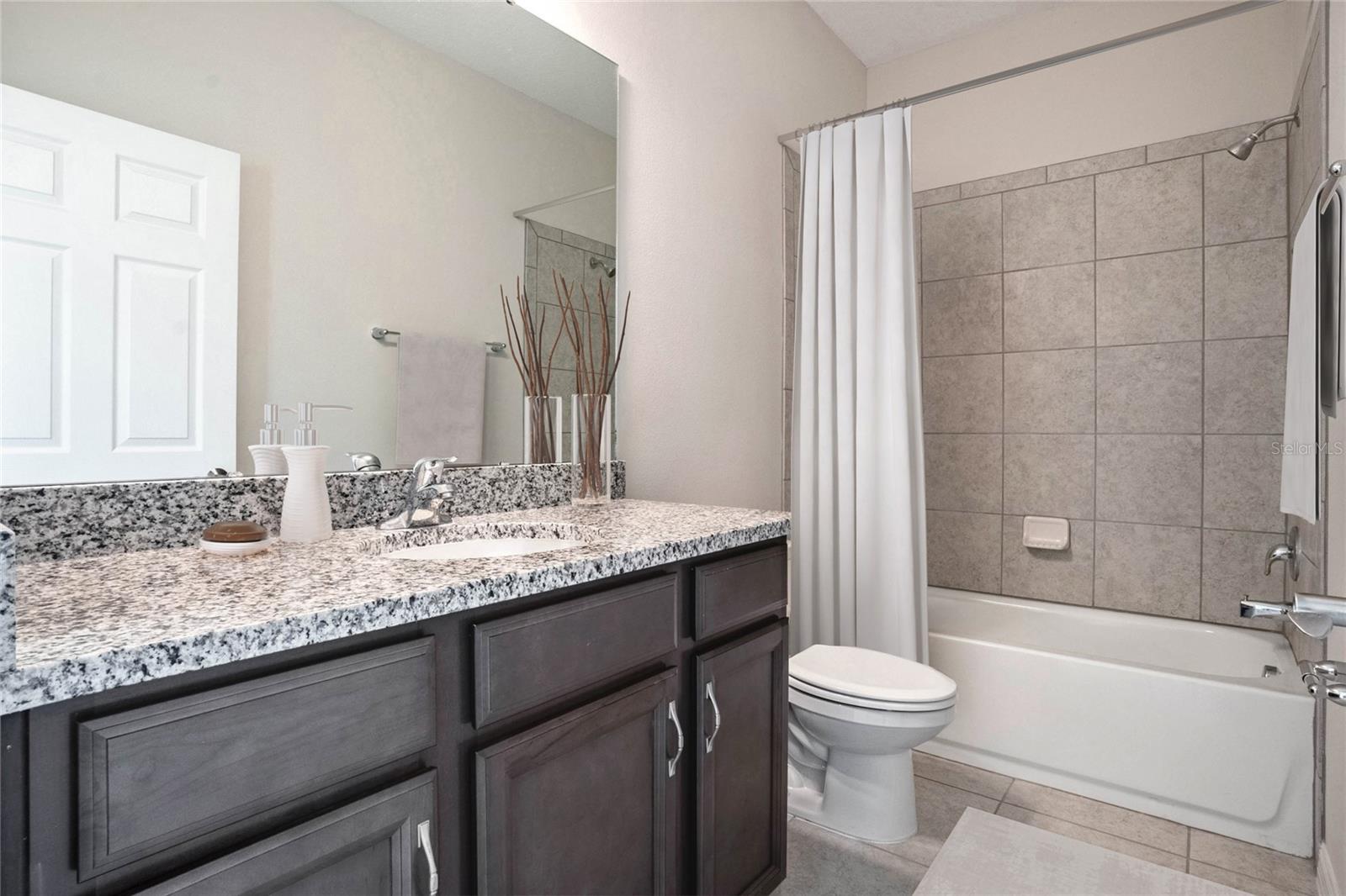 AVALON PARK TAVARES - Residential