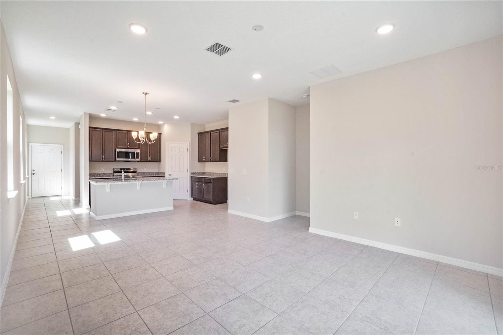 AVALON PARK TAVARES - Residential