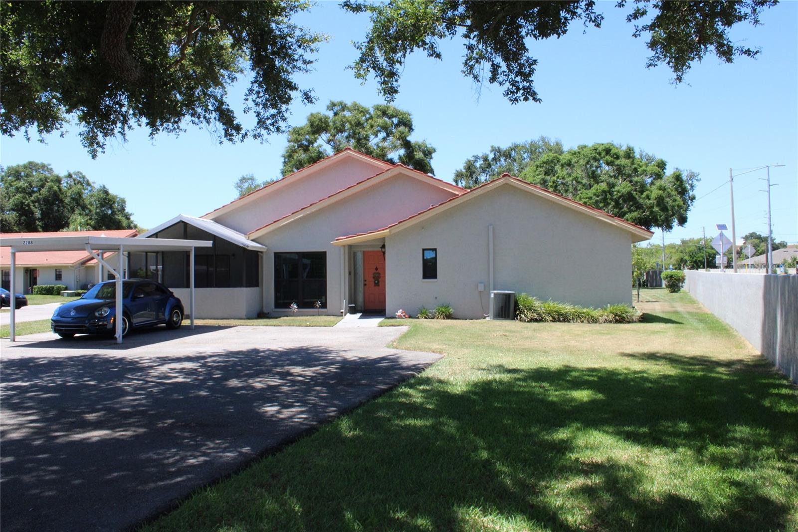 VILLAS OF LAKE ARBOR - Residential