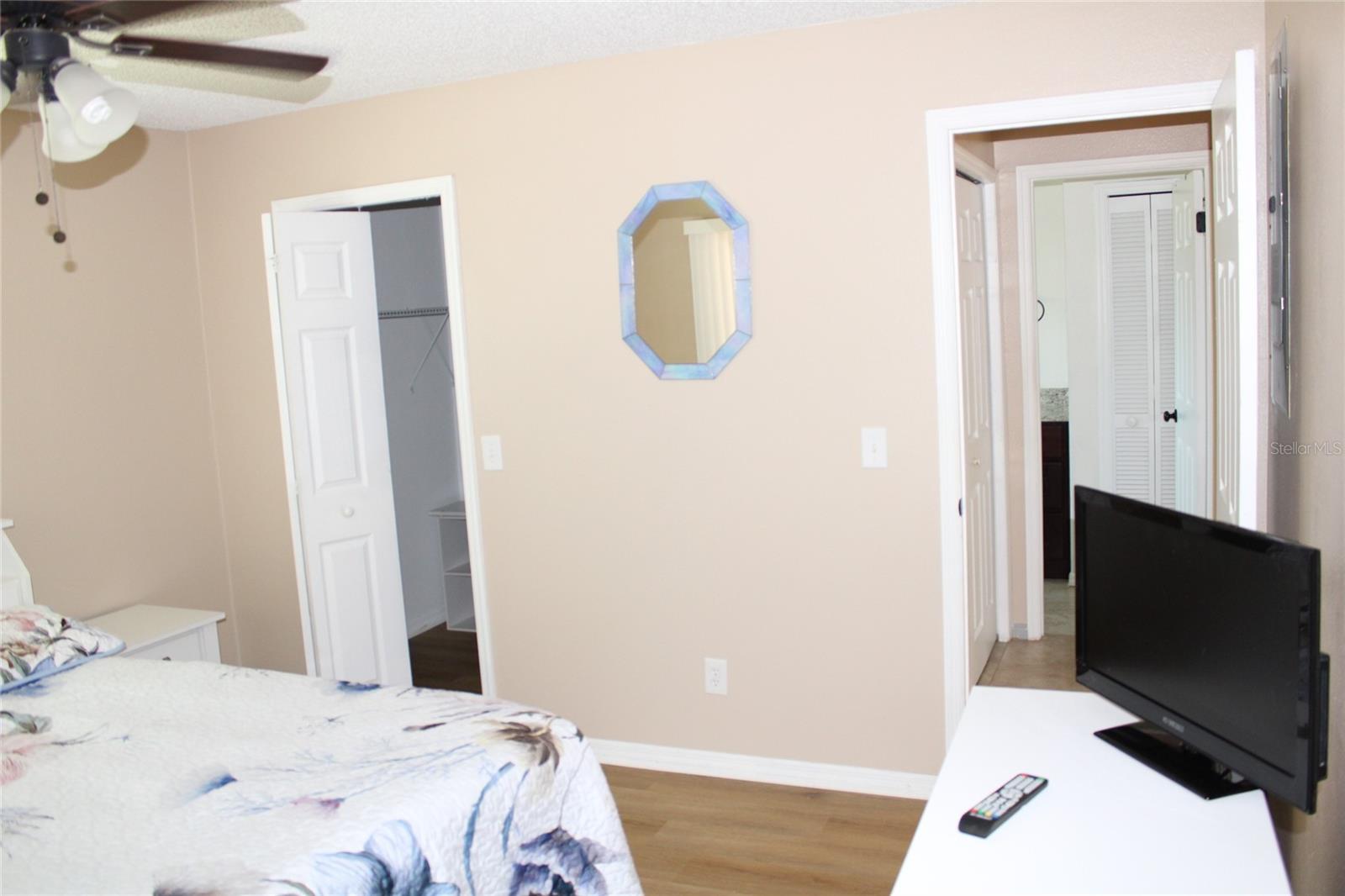 VILLAS OF LAKE ARBOR - Residential