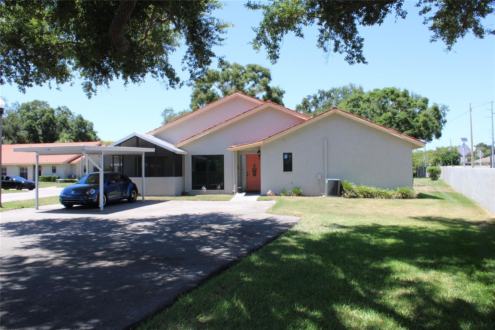 VILLAS OF LAKE ARBOR - Residential