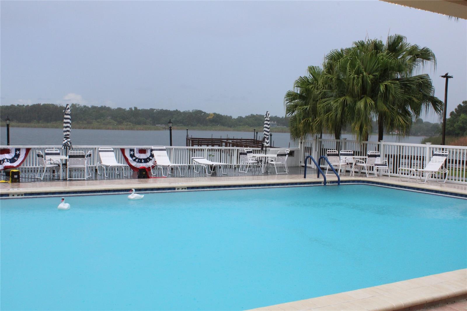 VILLAS OF LAKE ARBOR - Residential
