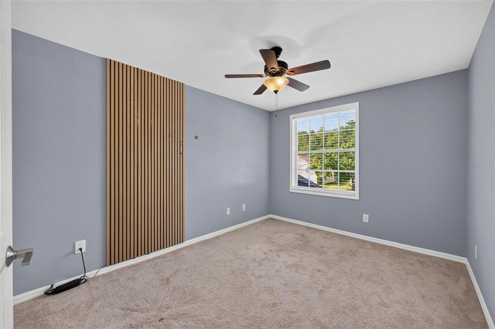 WATERFORD LAKES TR N33 - Residential