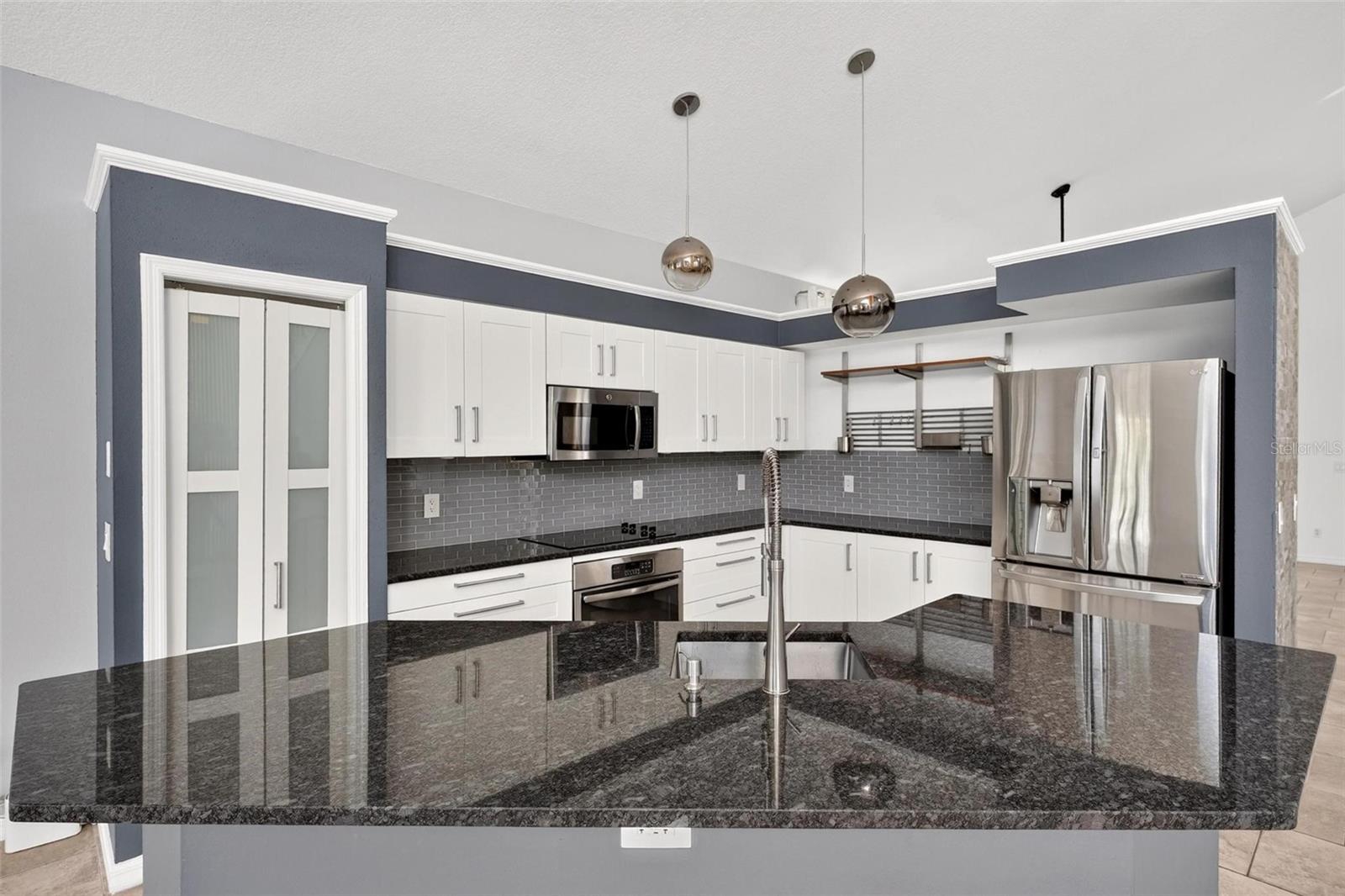 WATERFORD LAKES TR N33 - Residential