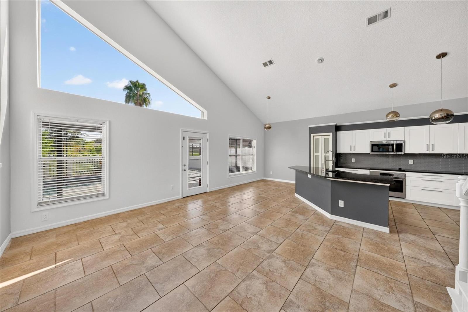 WATERFORD LAKES TR N33 - Residential