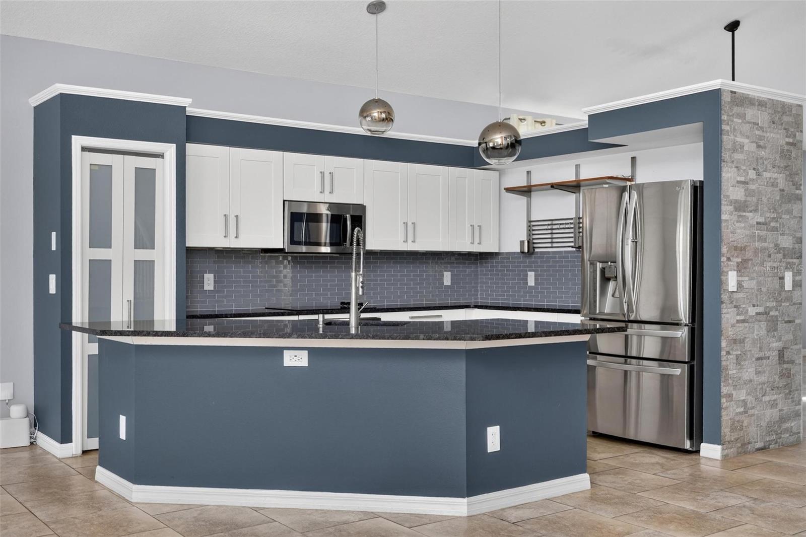 WATERFORD LAKES TR N33 - Residential