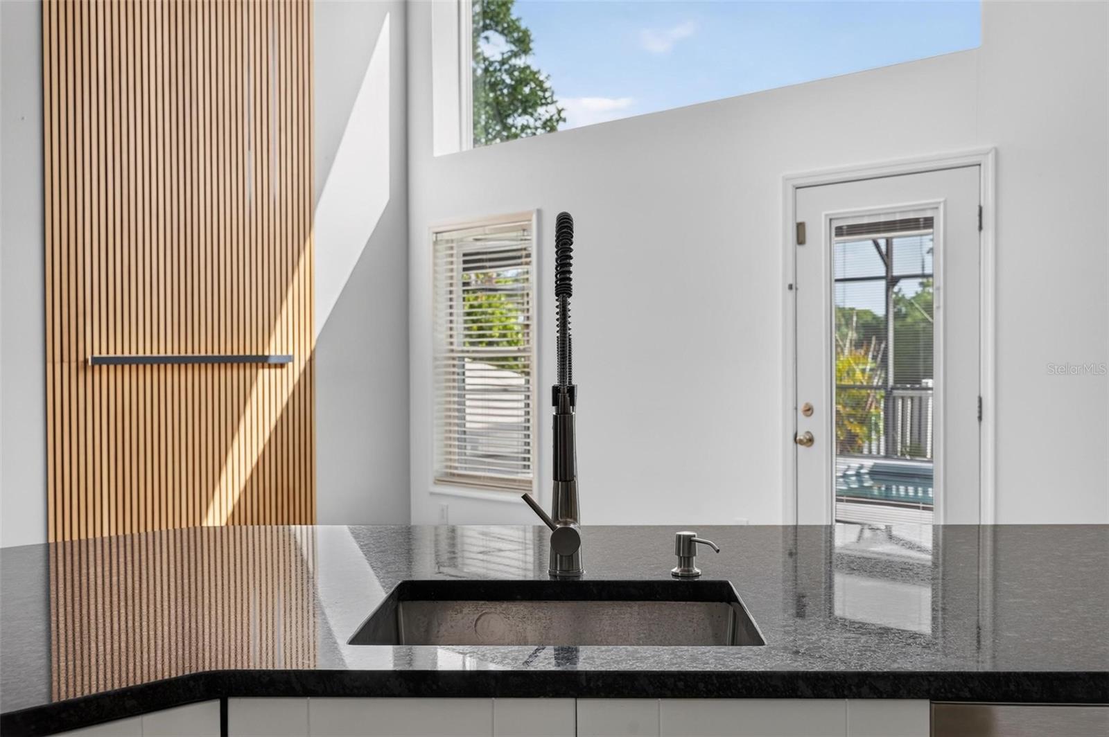 WATERFORD LAKES TR N33 - Residential