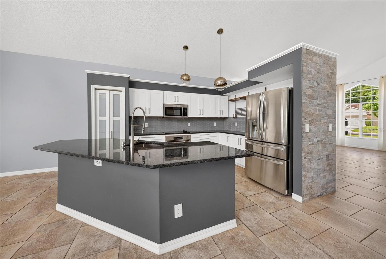 WATERFORD LAKES TR N33 - Residential