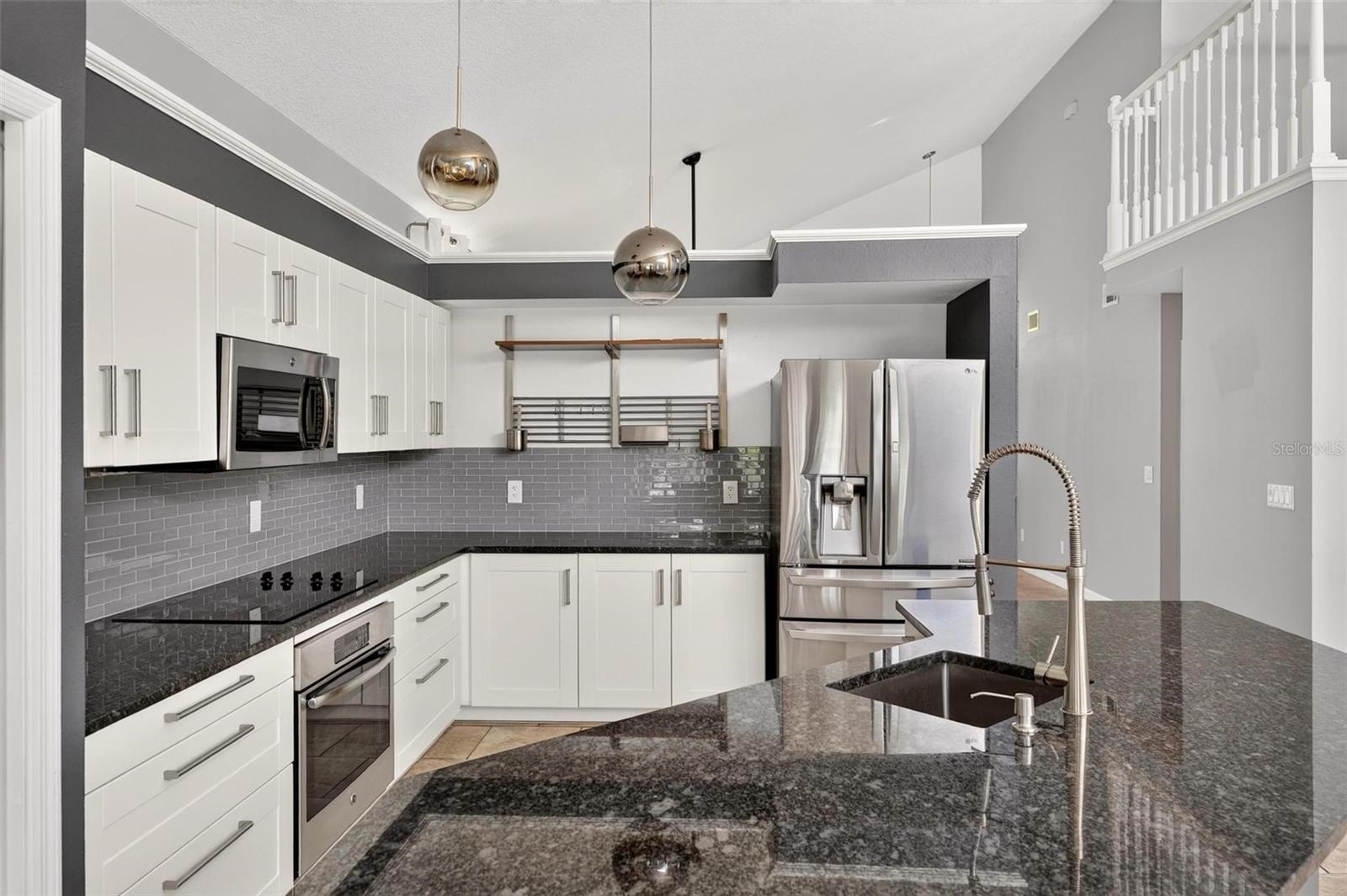 WATERFORD LAKES TR N33 - Residential