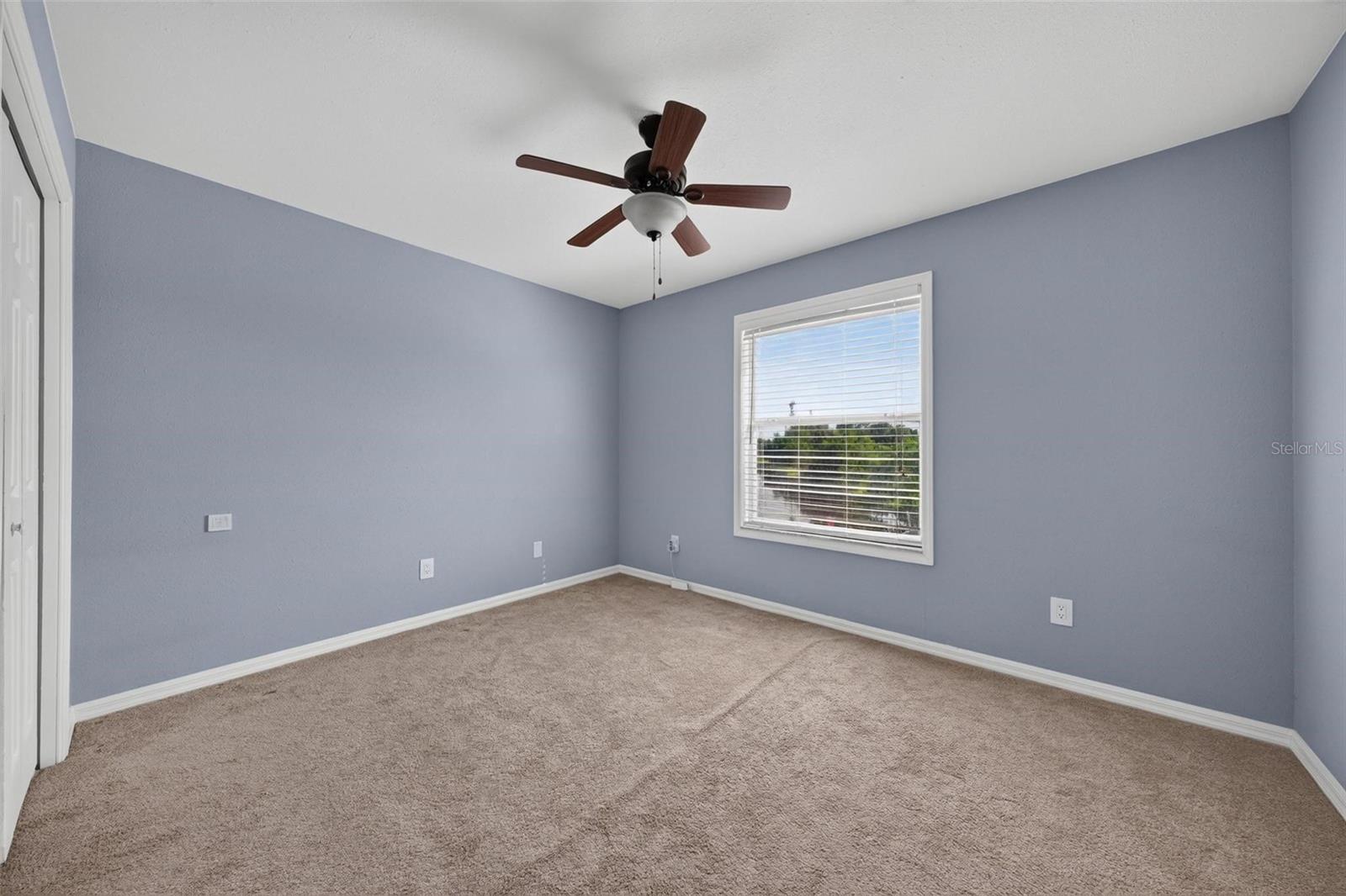 WATERFORD LAKES TR N33 - Residential