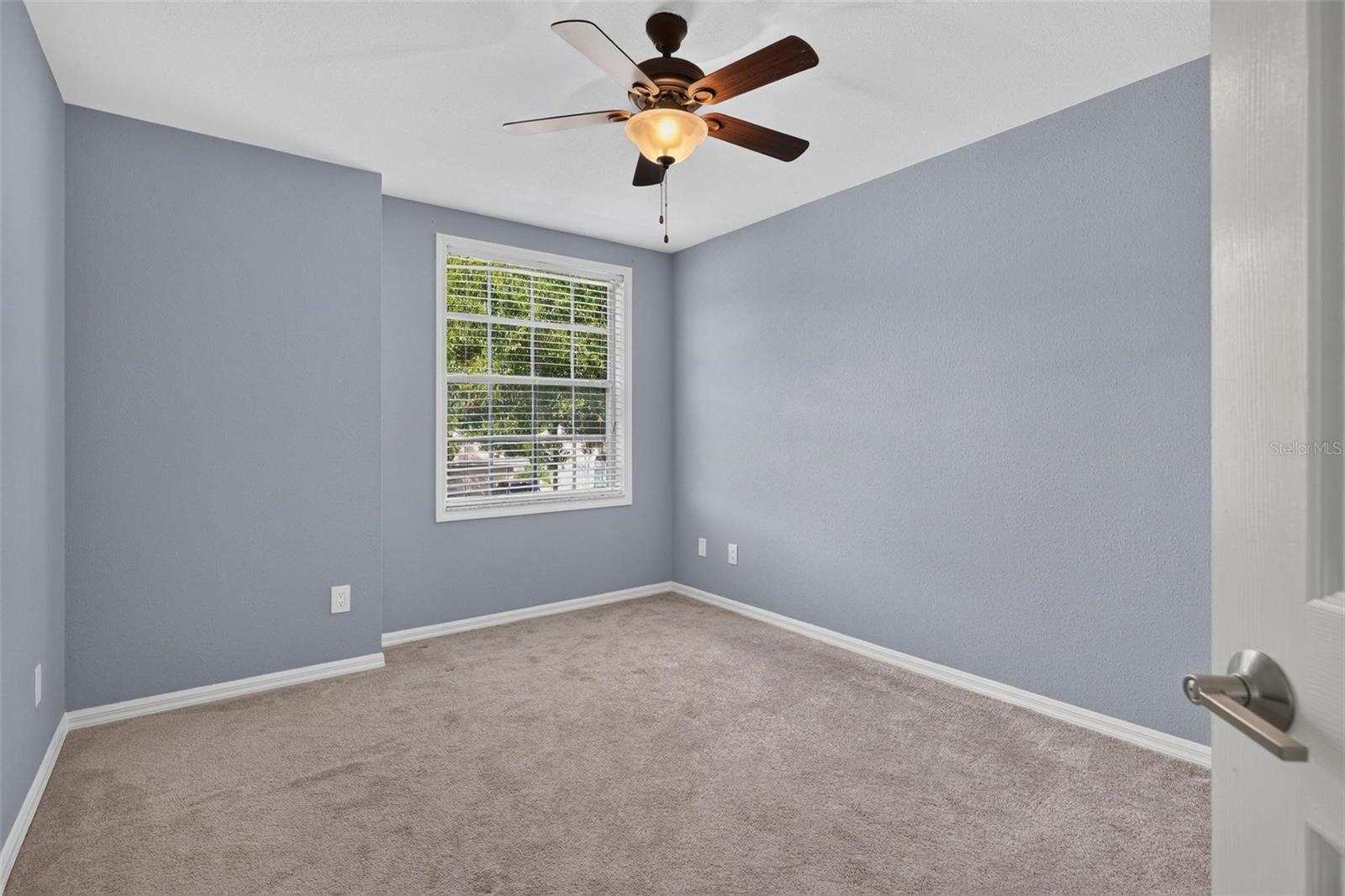 WATERFORD LAKES TR N33 - Residential