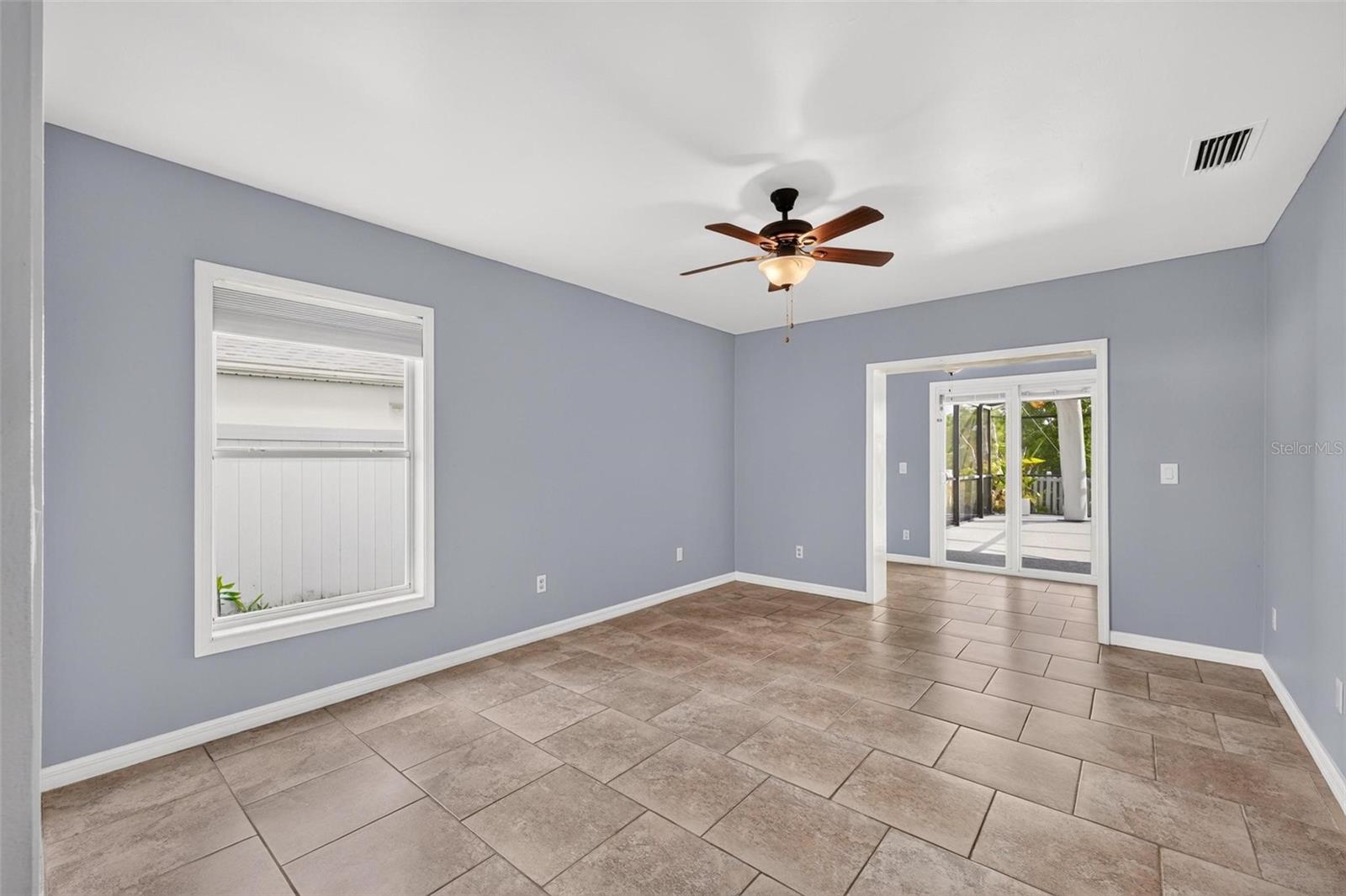 WATERFORD LAKES TR N33 - Residential