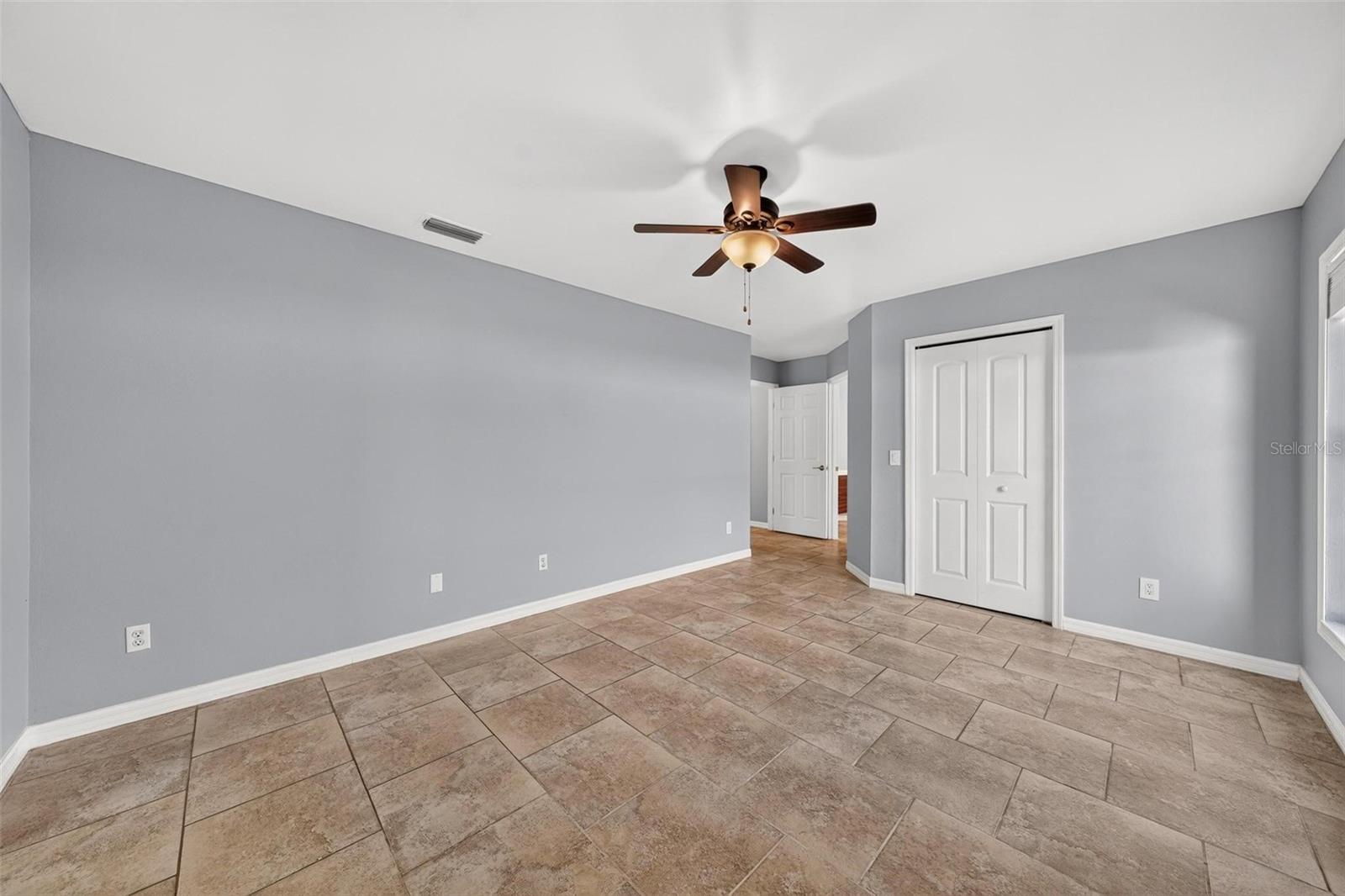 WATERFORD LAKES TR N33 - Residential