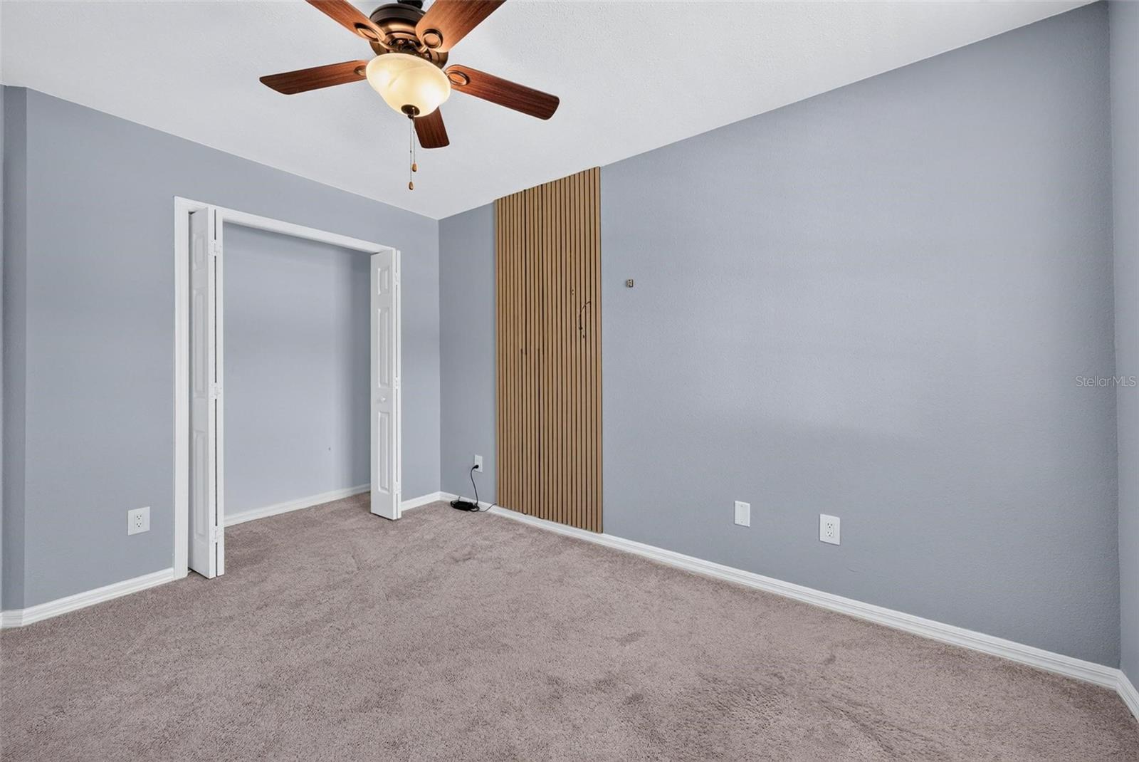 WATERFORD LAKES TR N33 - Residential