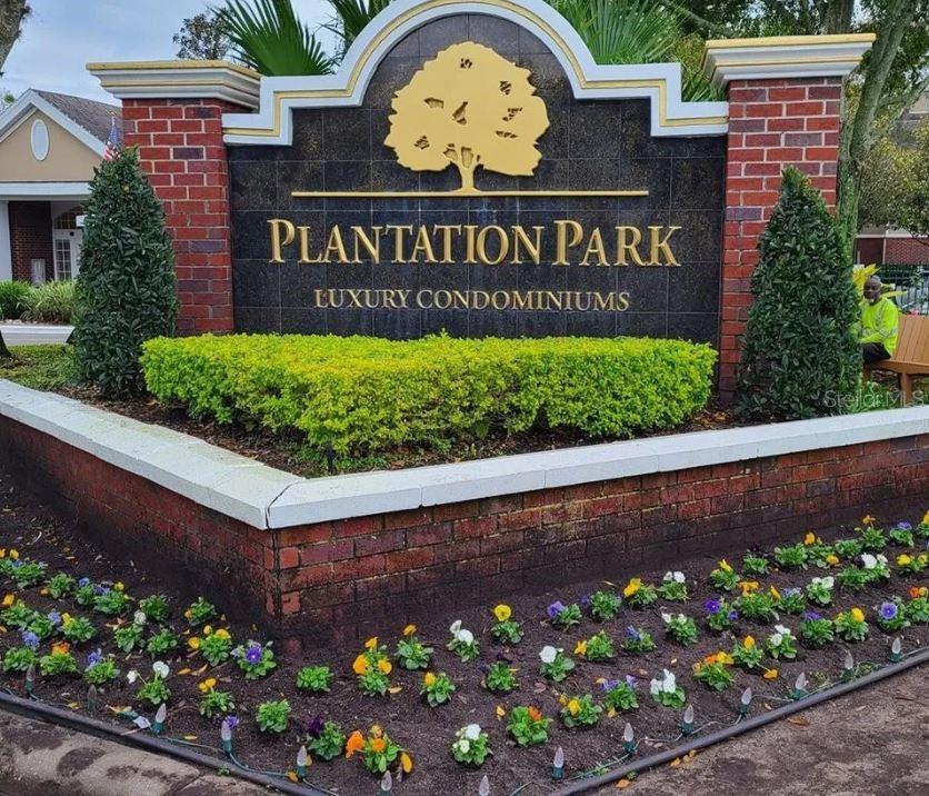 PLANTATION PARK PRIVATE RESIDENCE - Residential