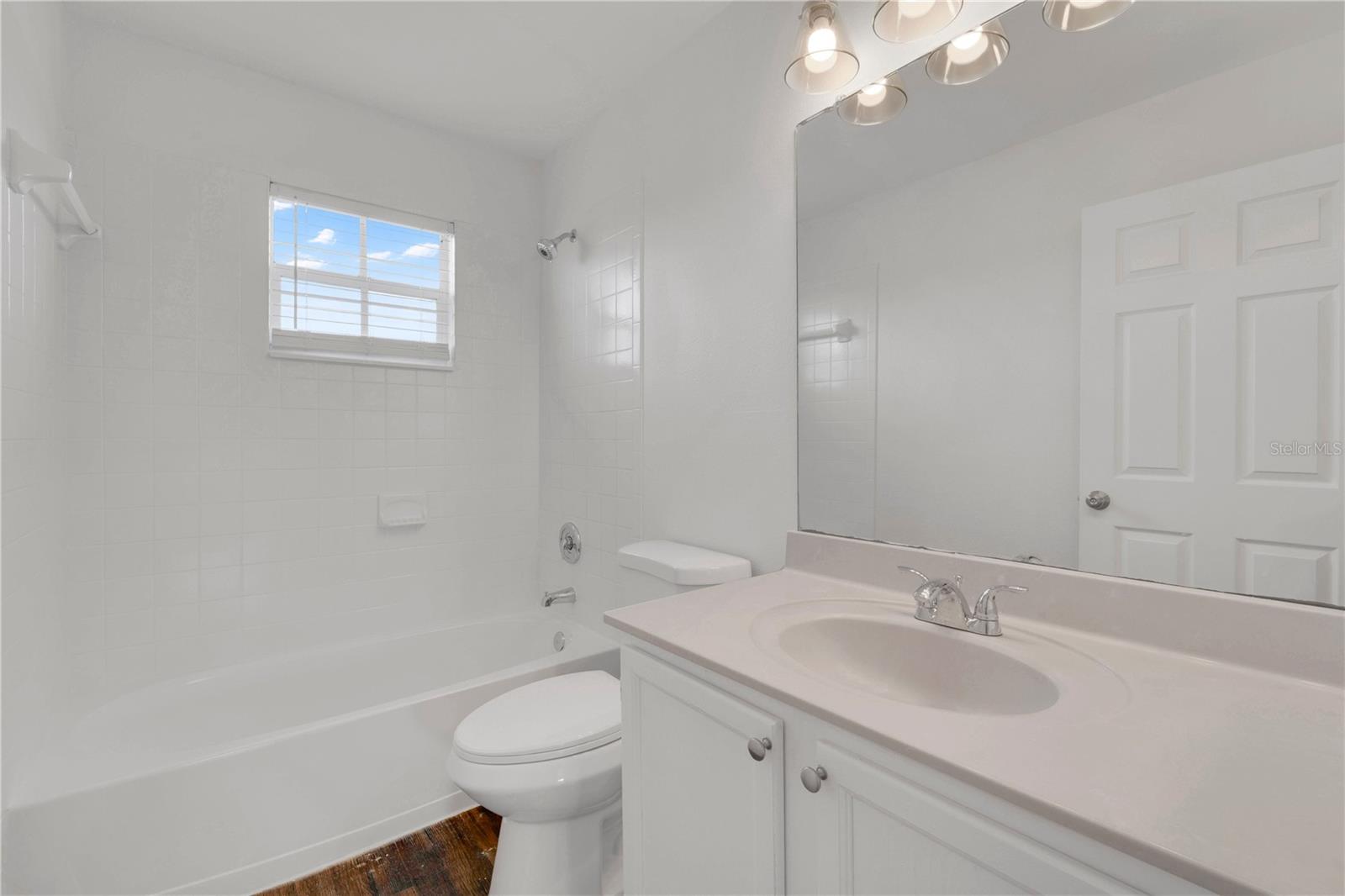 HEATHER LAKES UNIT X - Residential