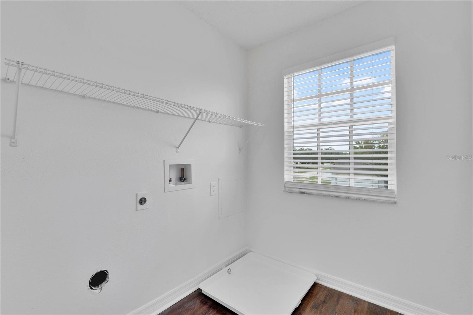 HEATHER LAKES UNIT X - Residential