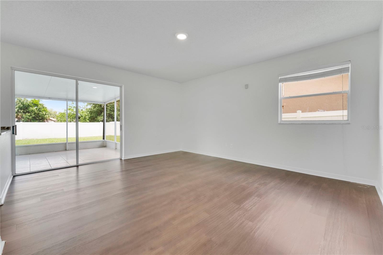 HEATHER LAKES UNIT X - Residential