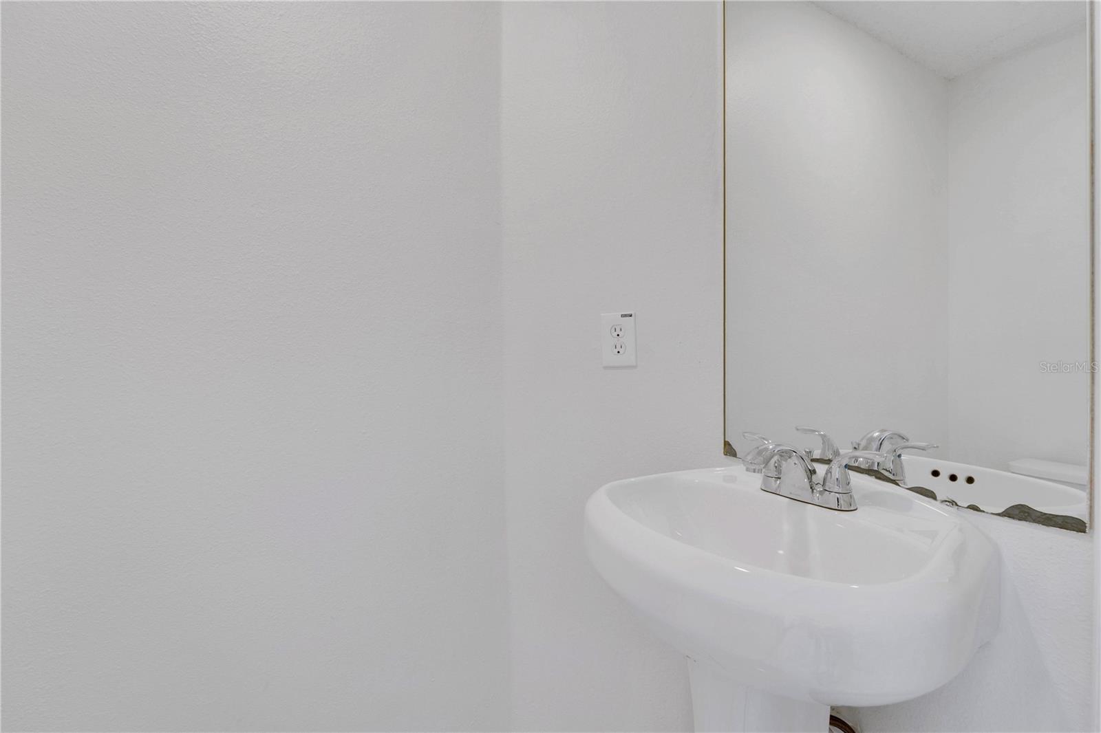 HEATHER LAKES UNIT X - Residential