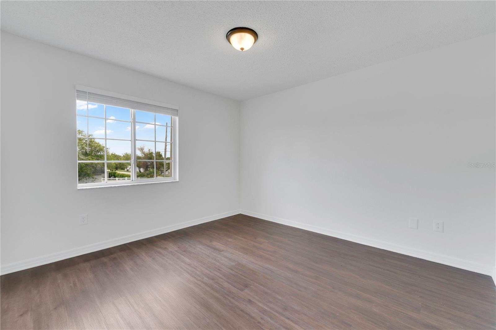 HEATHER LAKES UNIT X - Residential