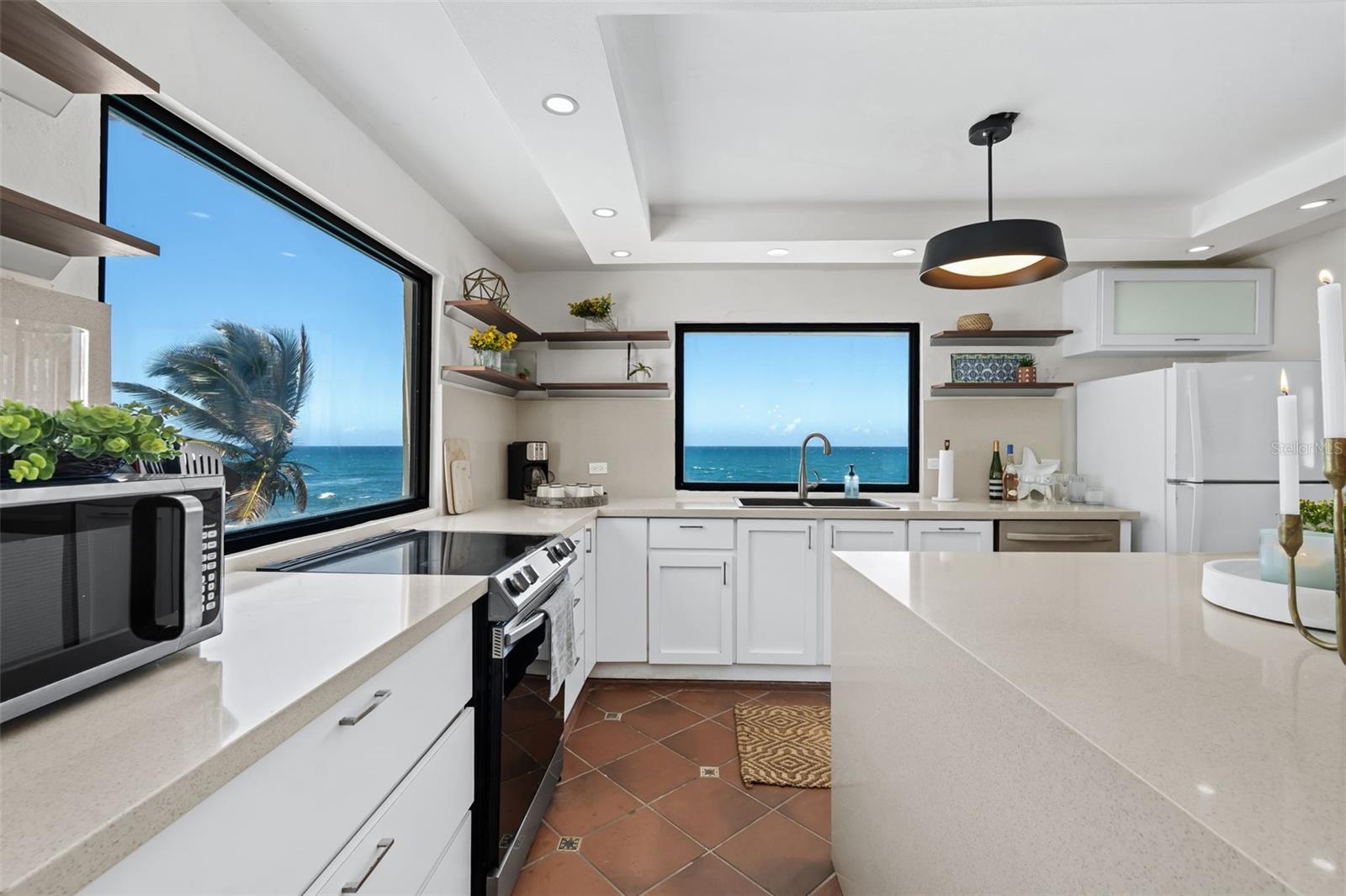 KIKITA BEACH - Residential