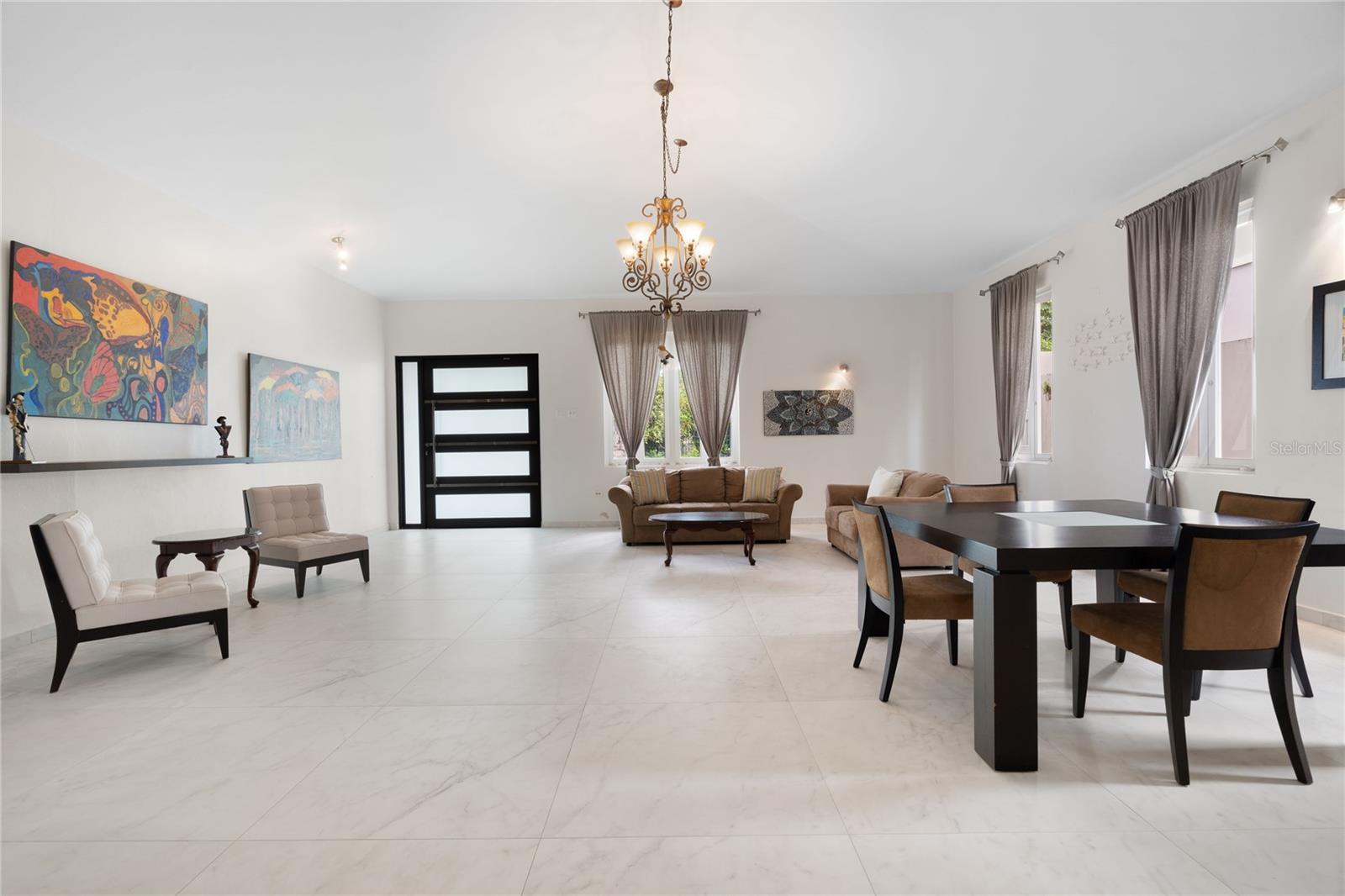 URBANIZACION TORRIMAR - Residential