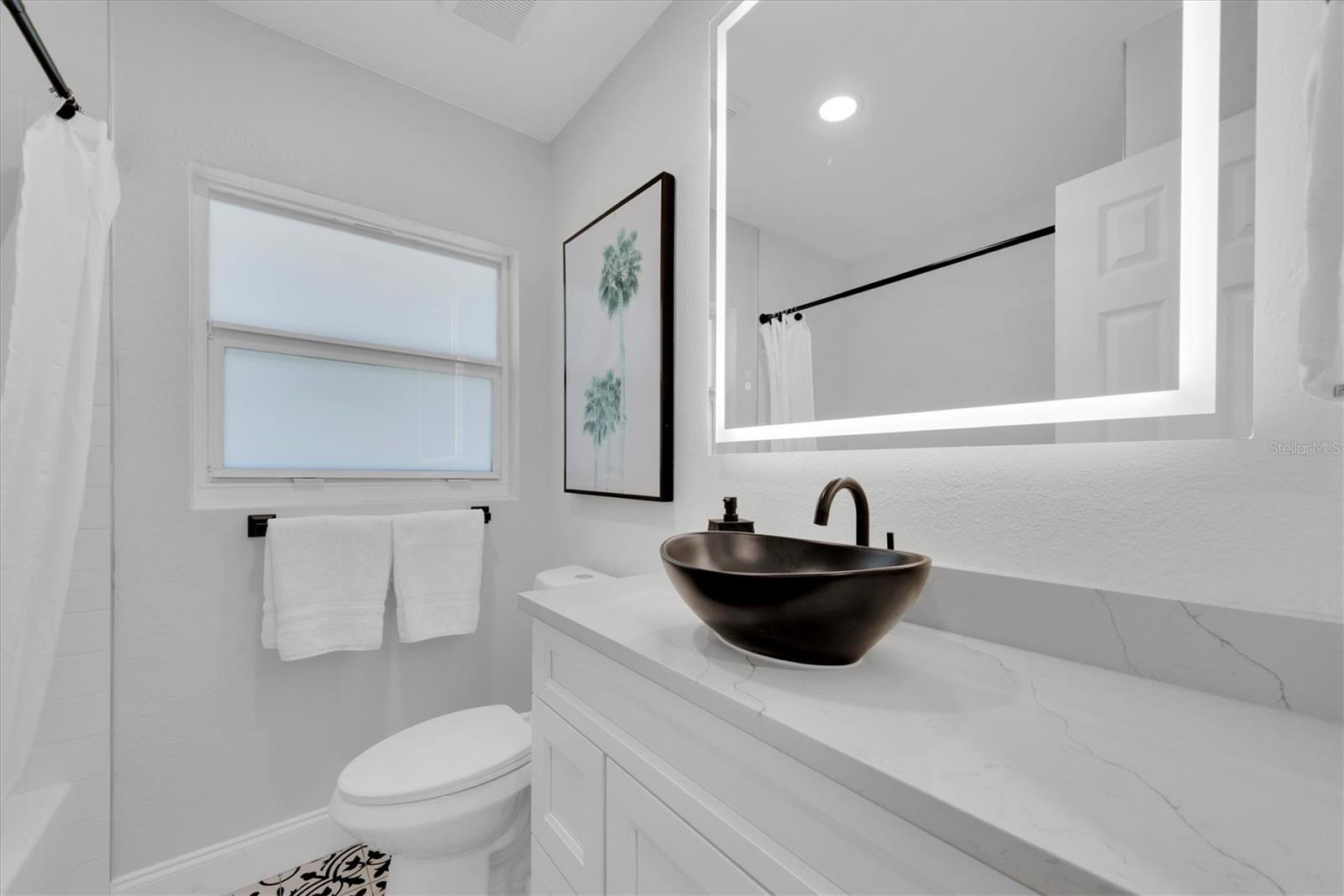 BOCA CIEGA ISLE - Residential