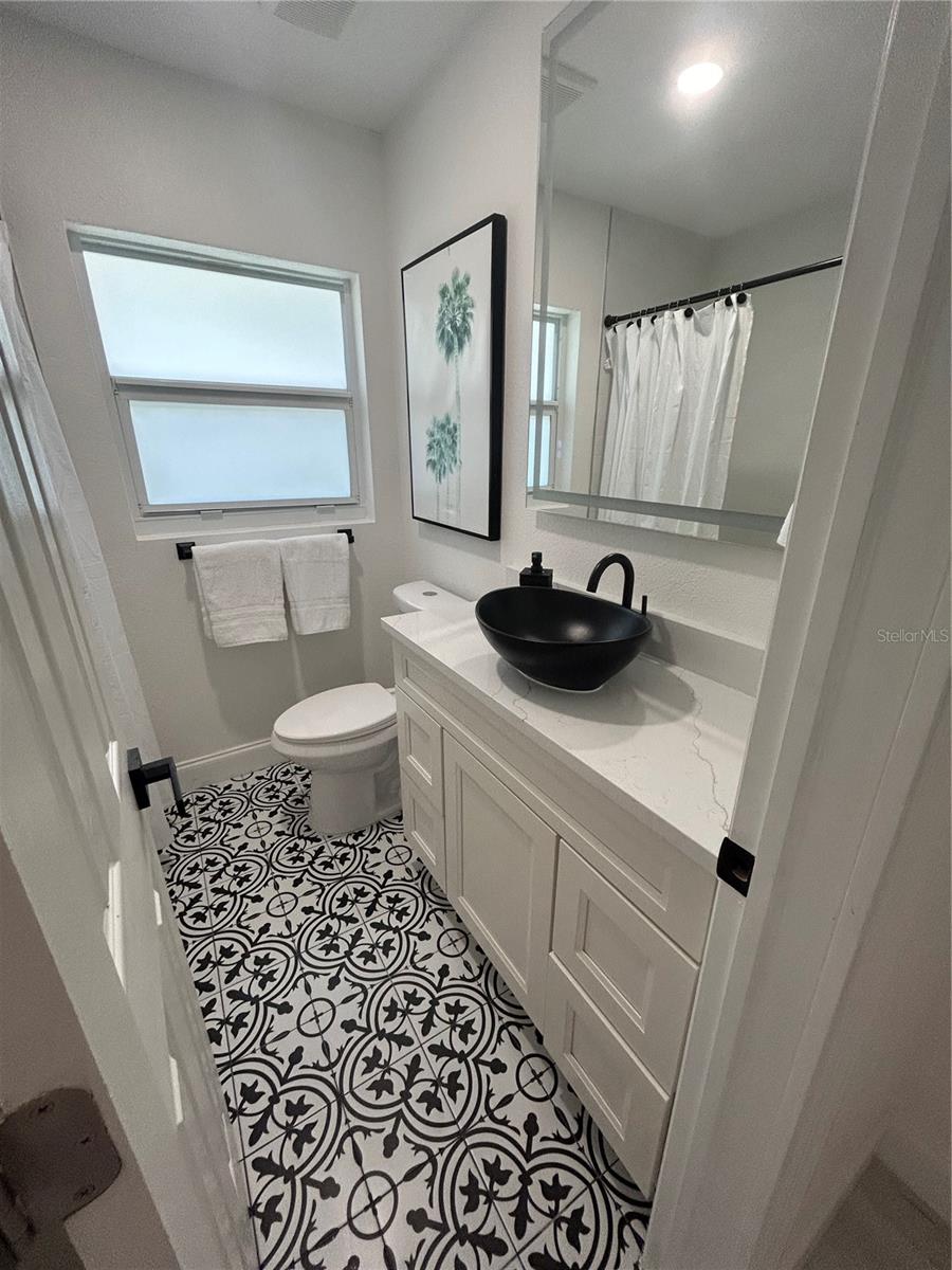 BOCA CIEGA ISLE - Residential