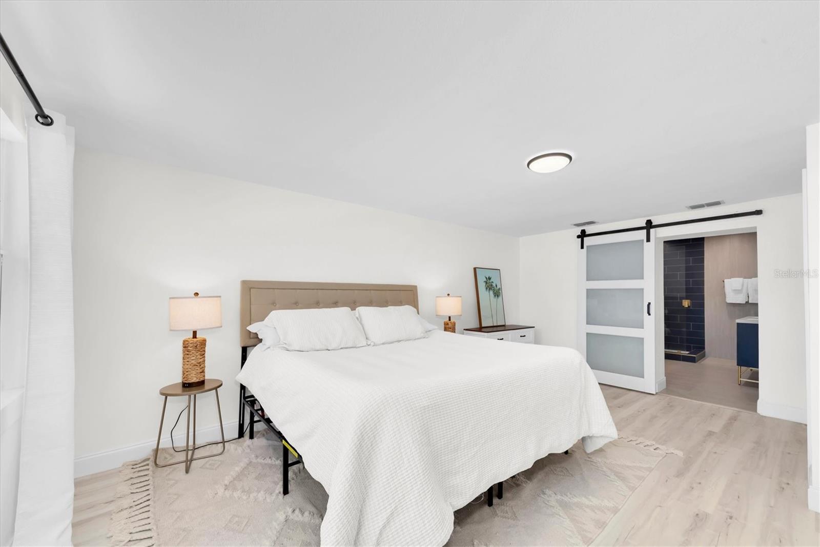BOCA CIEGA ISLE - Residential