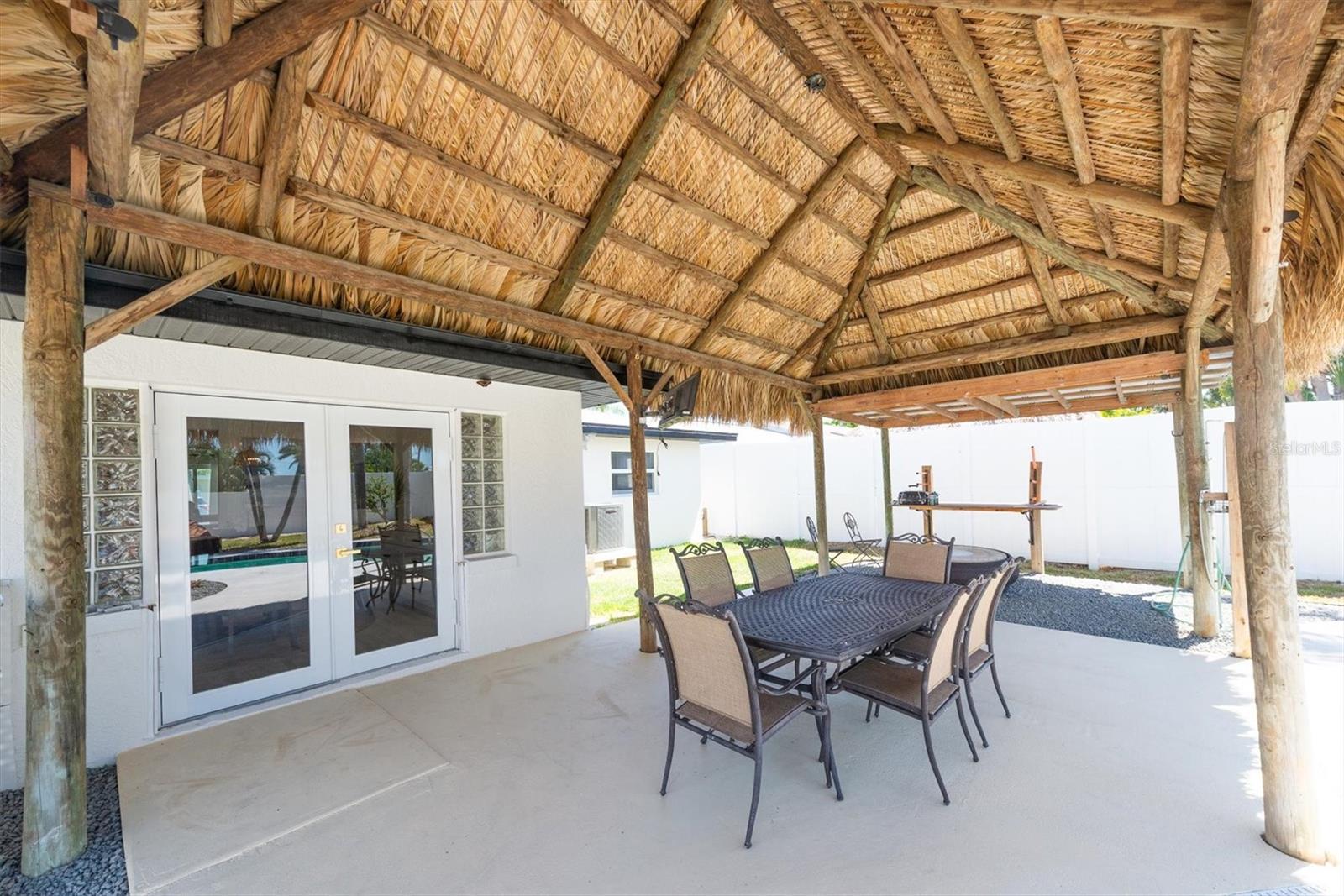 BOCA CIEGA ISLE - Residential