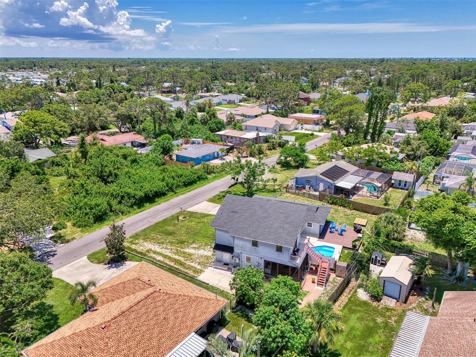 SOUTH VENICE - Residential