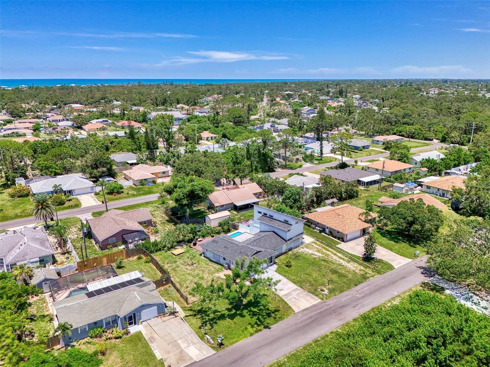 SOUTH VENICE - Residential