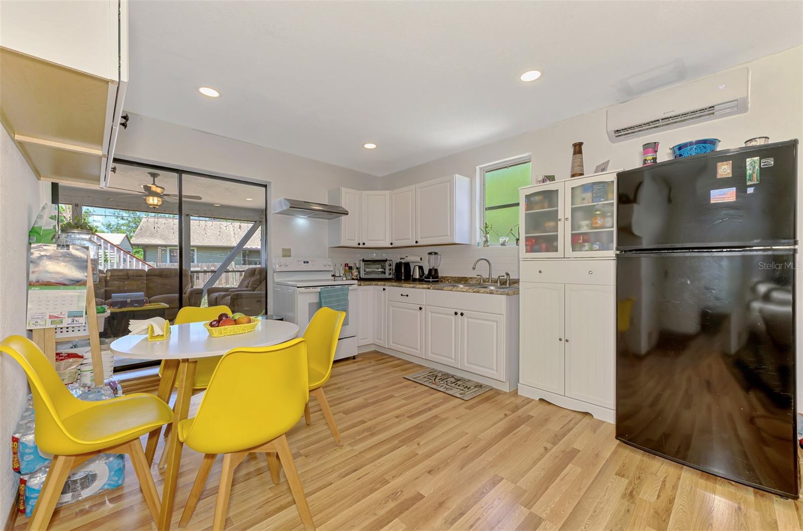 SOUTH VENICE - Residential