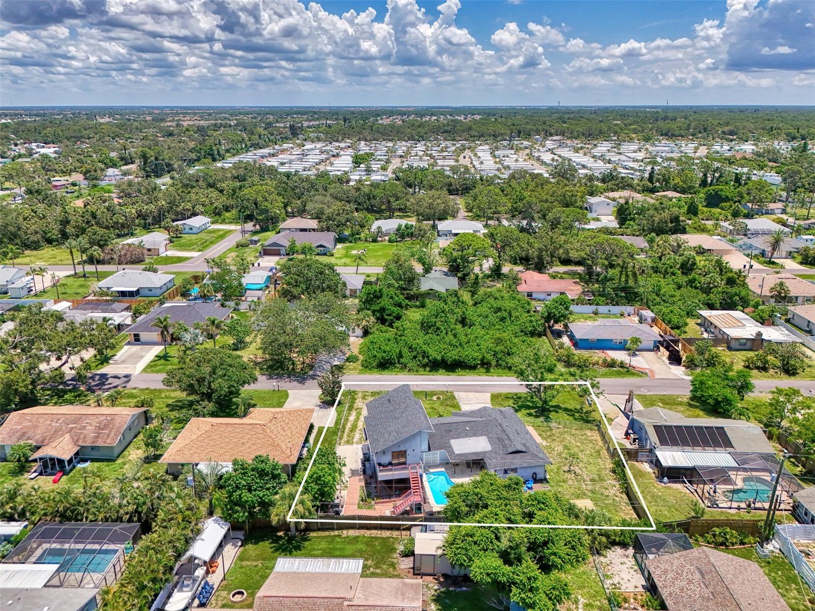 SOUTH VENICE - Residential