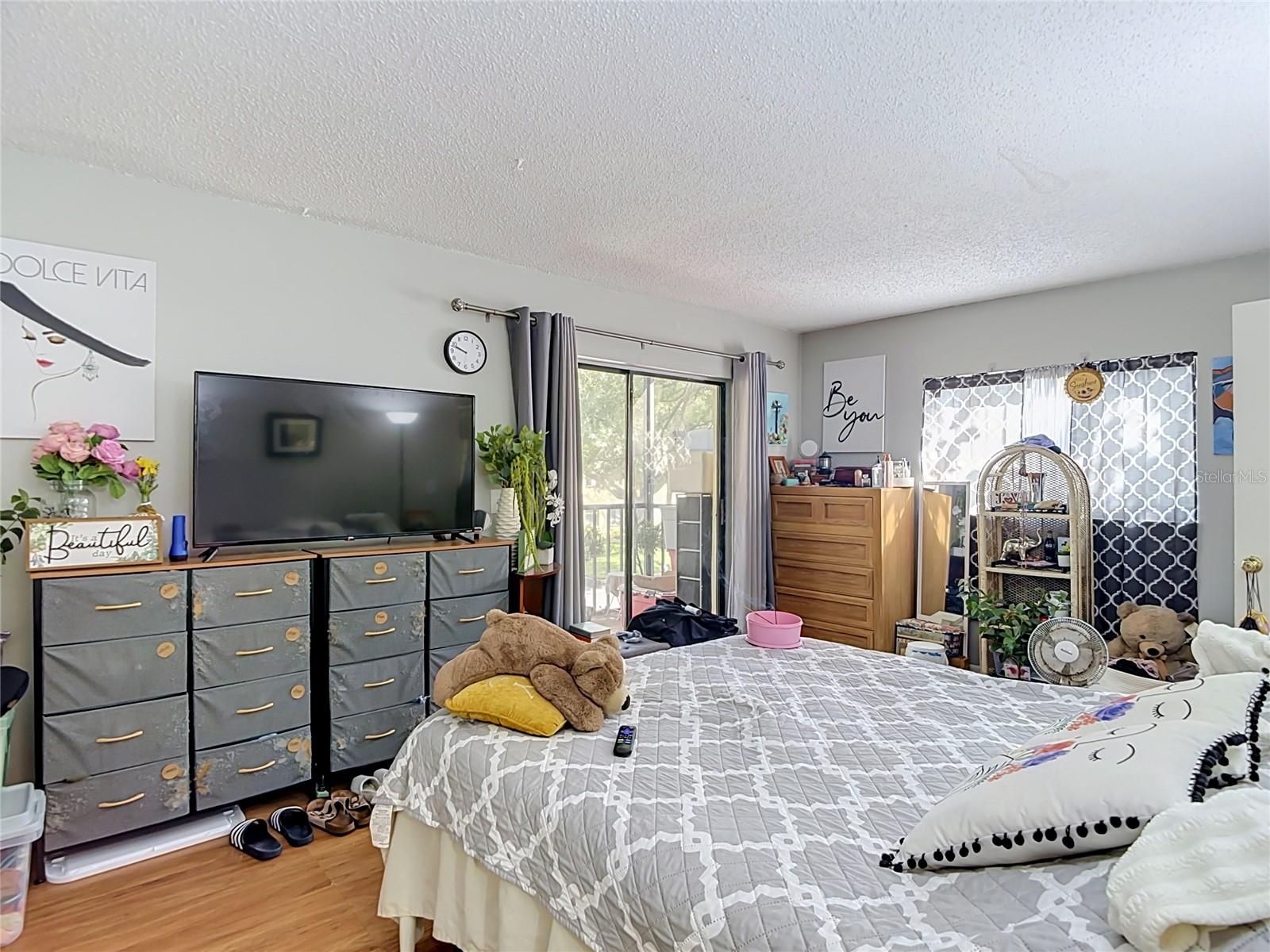 RAINTREE VILLAGE CONDO N - Residential