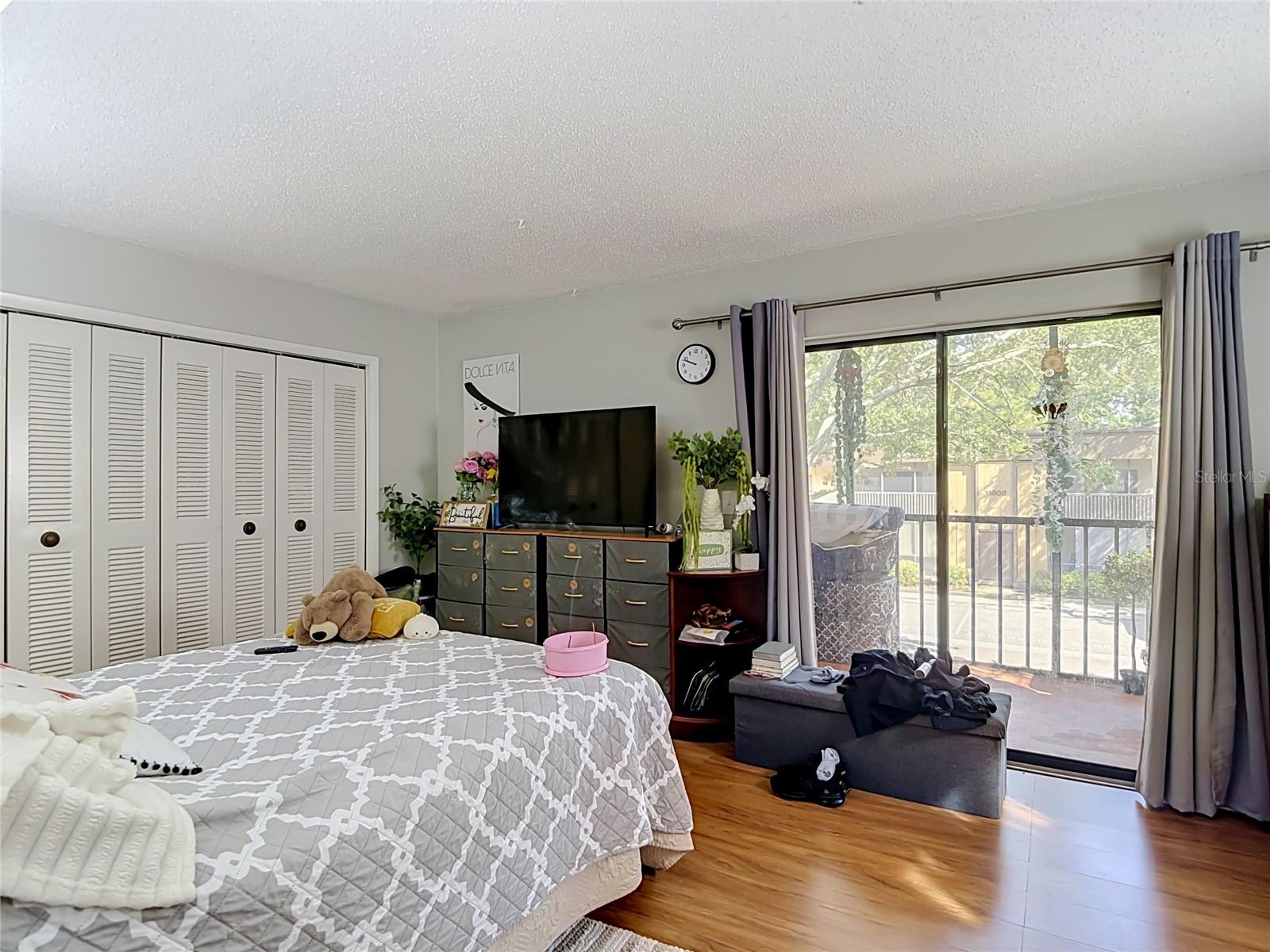 RAINTREE VILLAGE CONDO N - Residential
