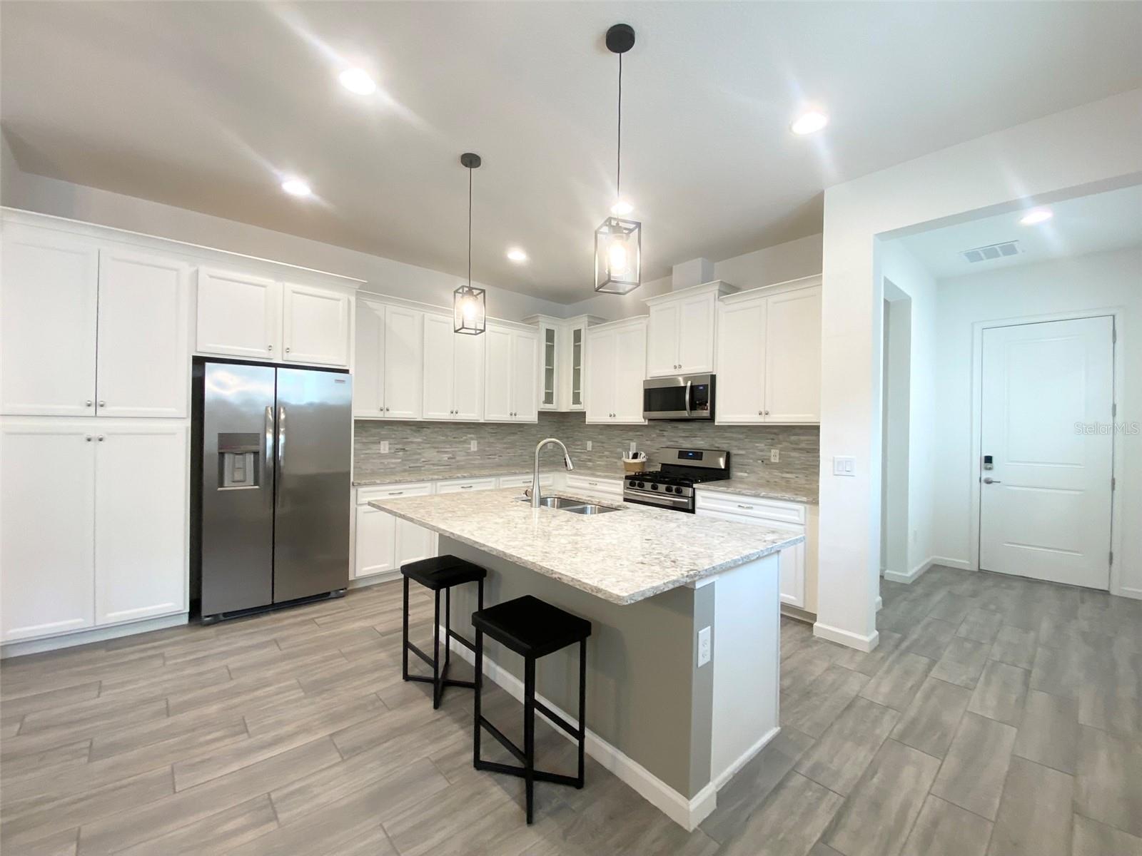 MIRABAY PARCELS 21 & 23 - Residential