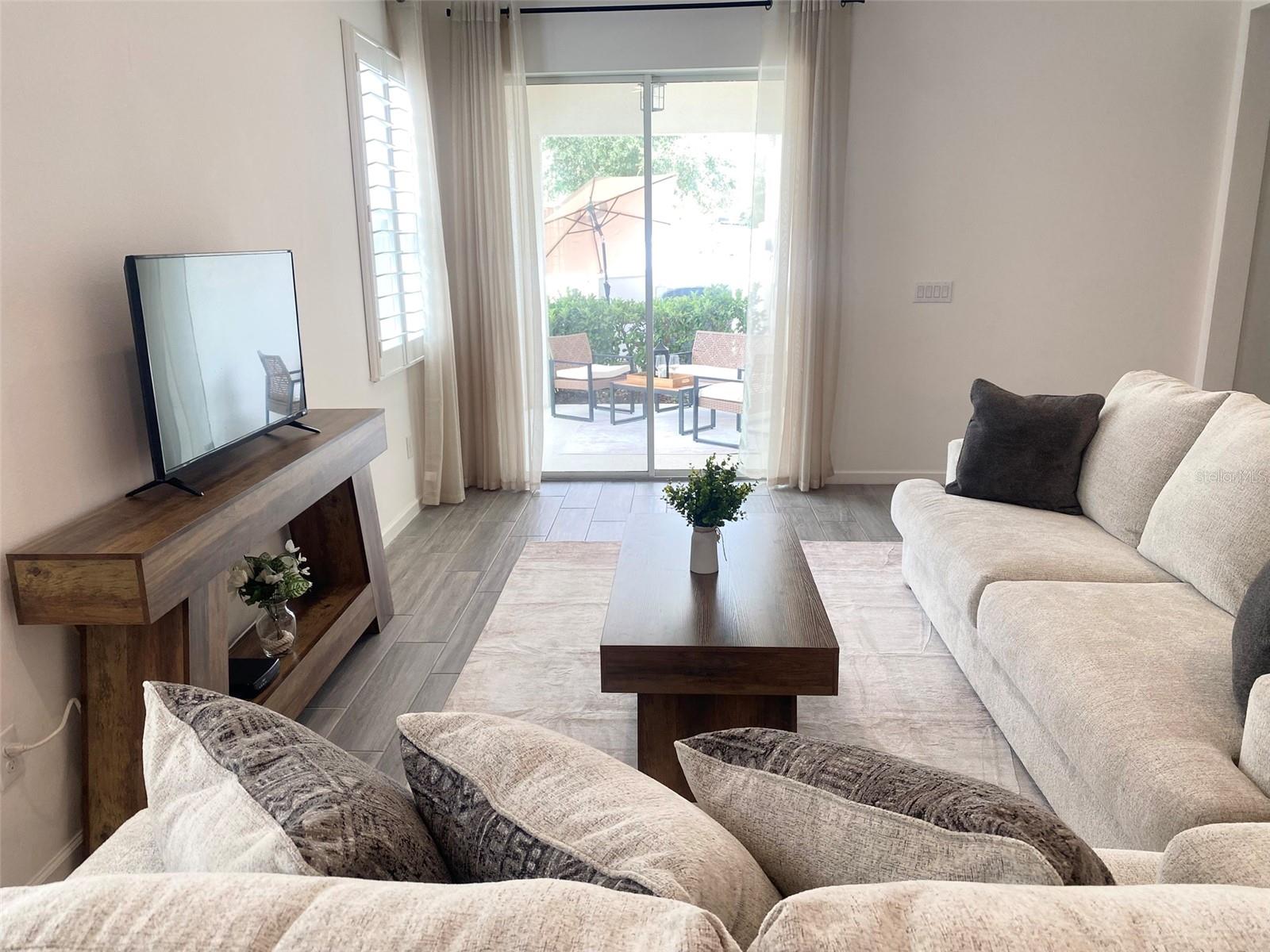 MIRABAY PARCELS 21 & 23 - Residential