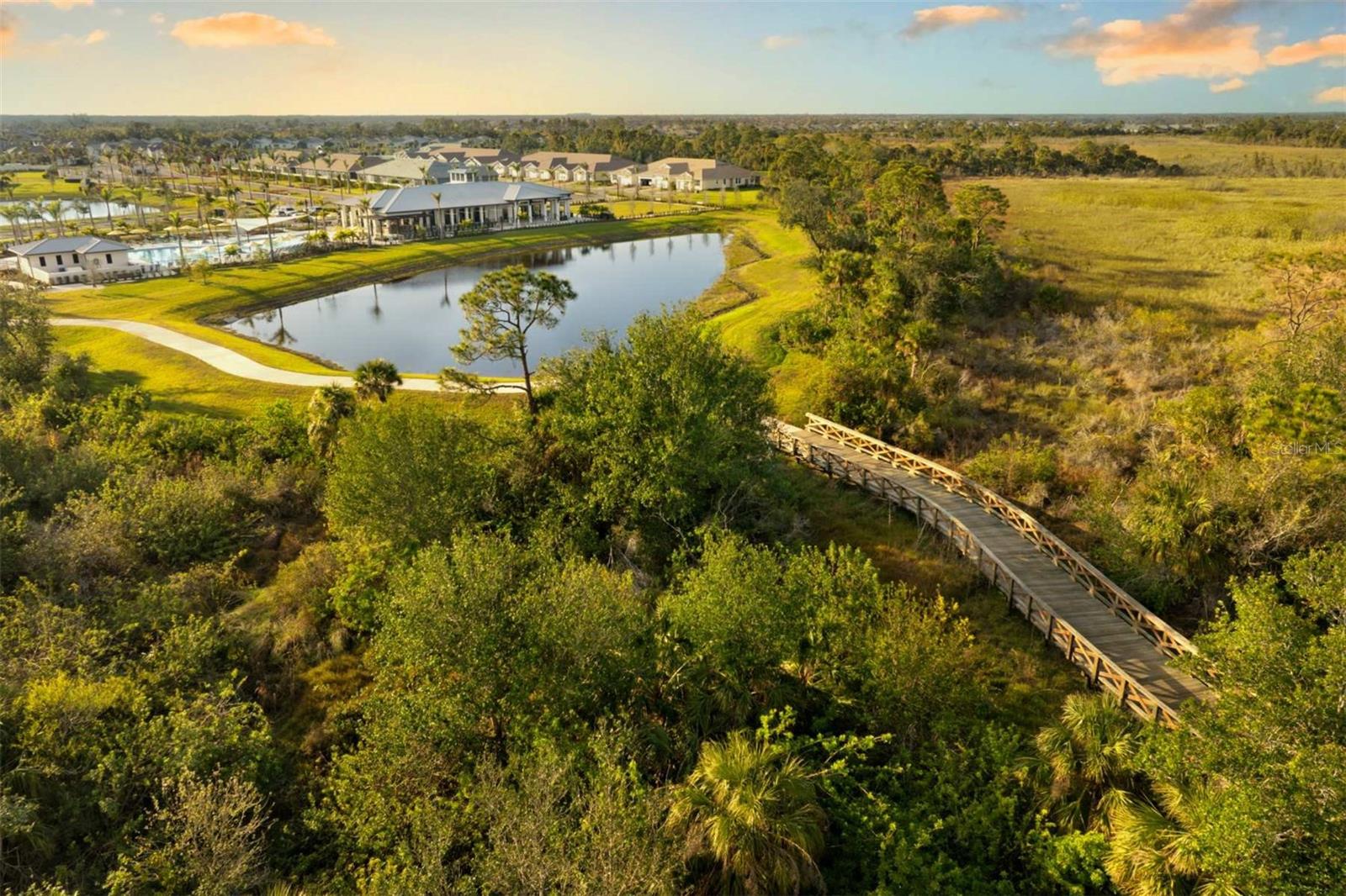 SUNSTONE LAKESIDE AT WELLEN PARK - Residential